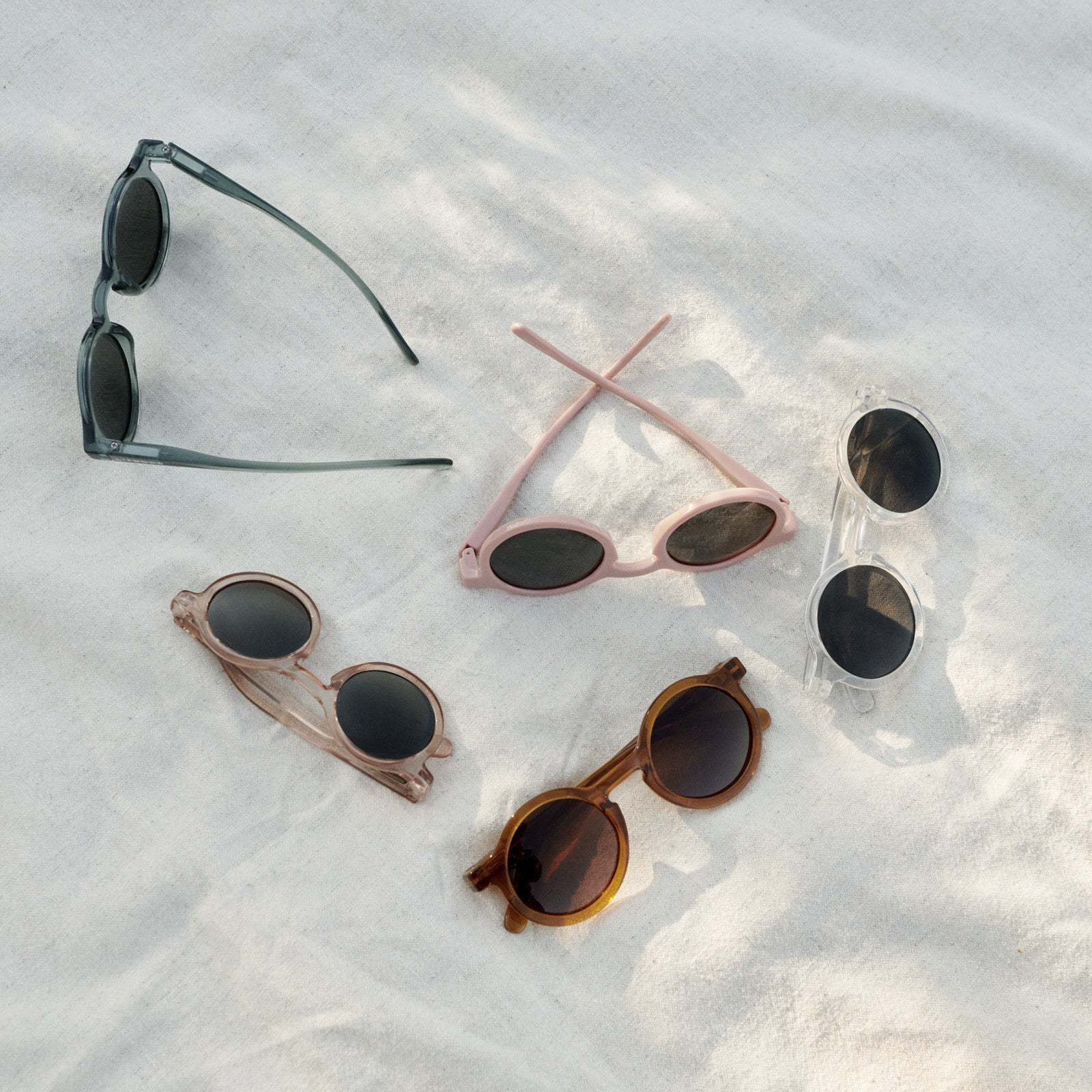 Sunglasses Darla Mustard transparent 4-10 yrs.