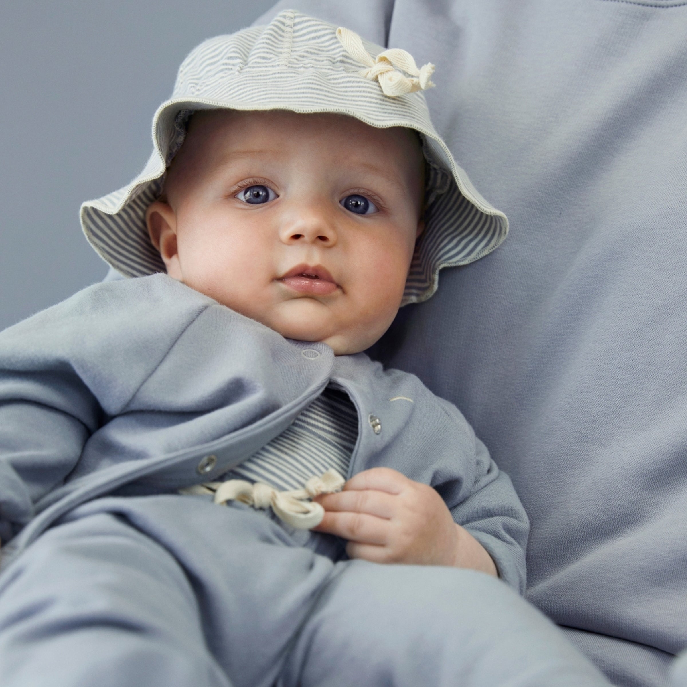 Baby Hose Stone Grey