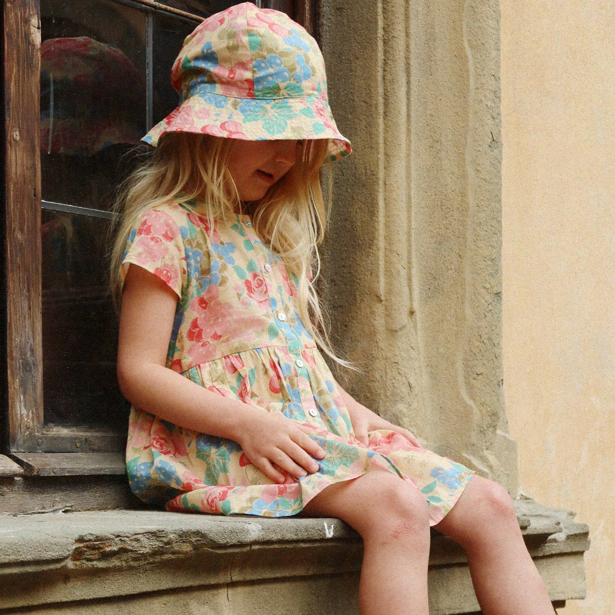 Robe Pacey Bloomiegrape