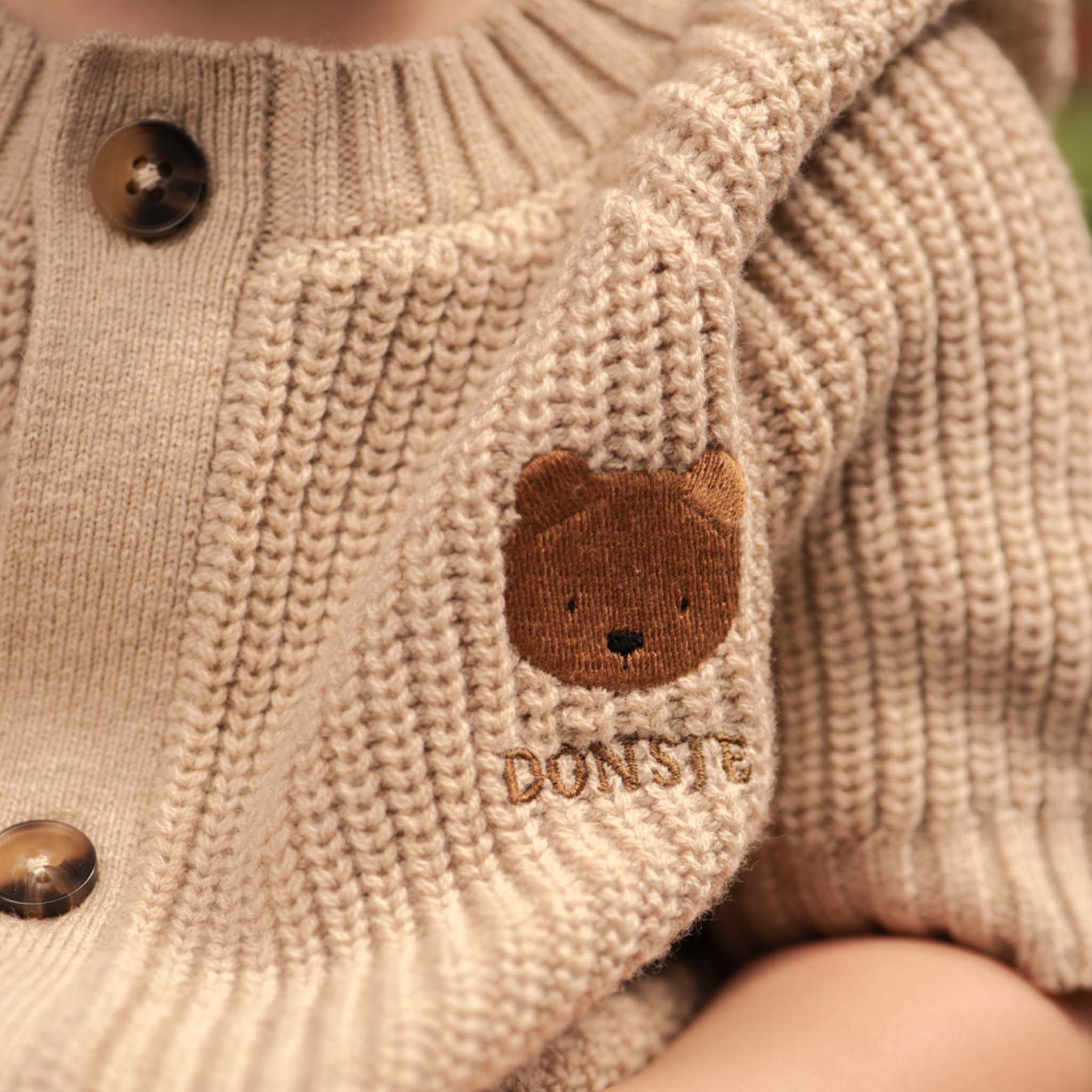 One-piece Dantje Bear Milk Chocolate