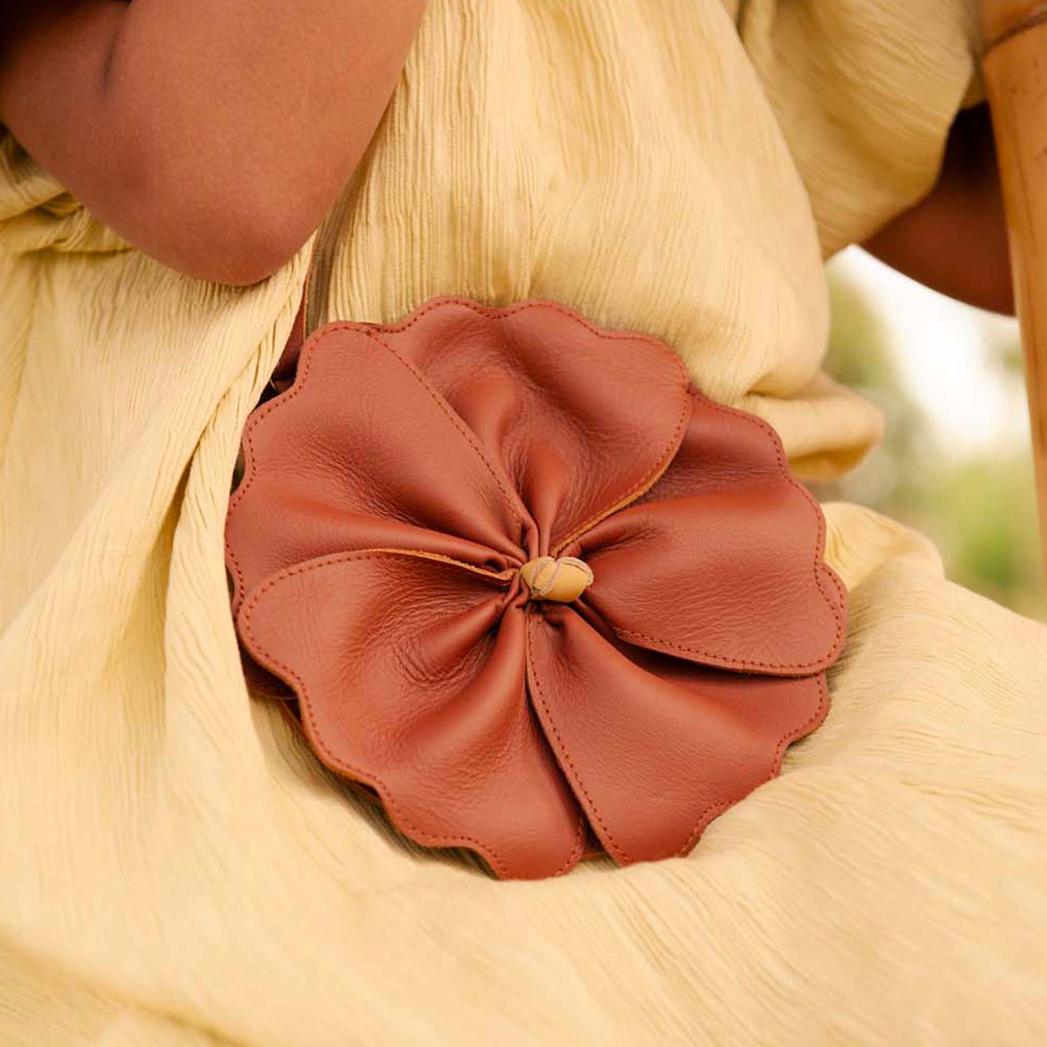 Toto Hibiscus Maple bag