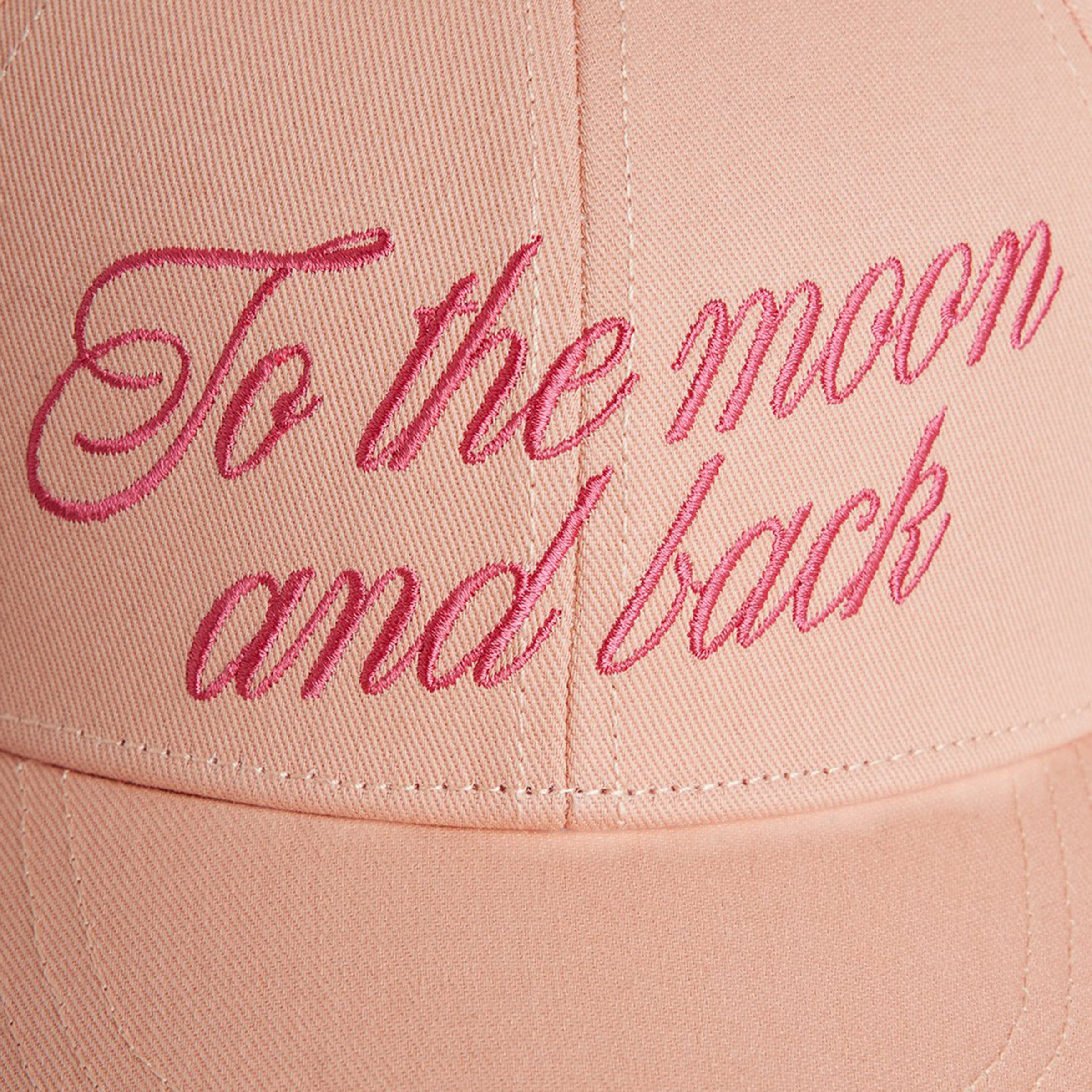 Cap To The Moon Rose