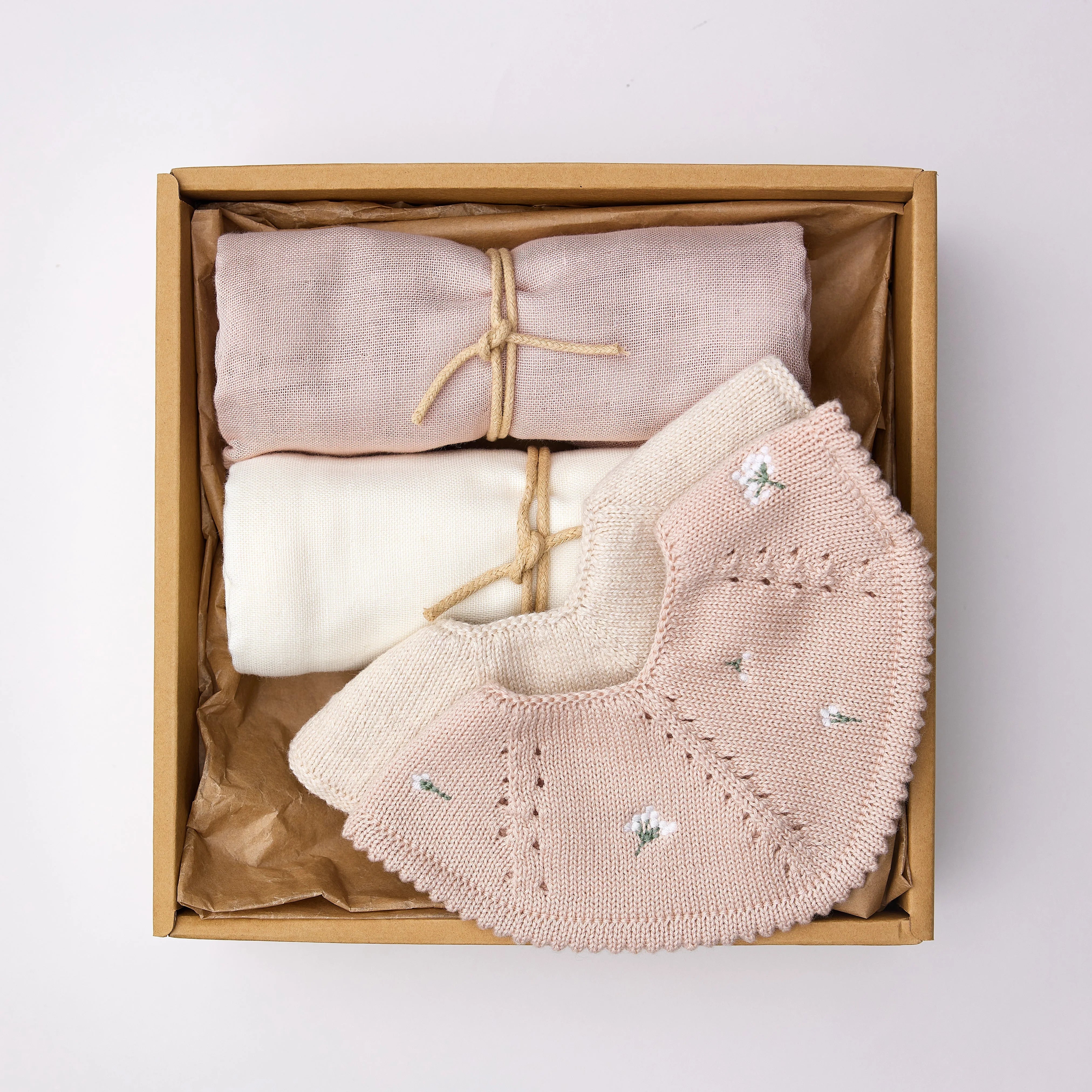 Baby Geburtsgeschenkset Flowers on Mellow Rose