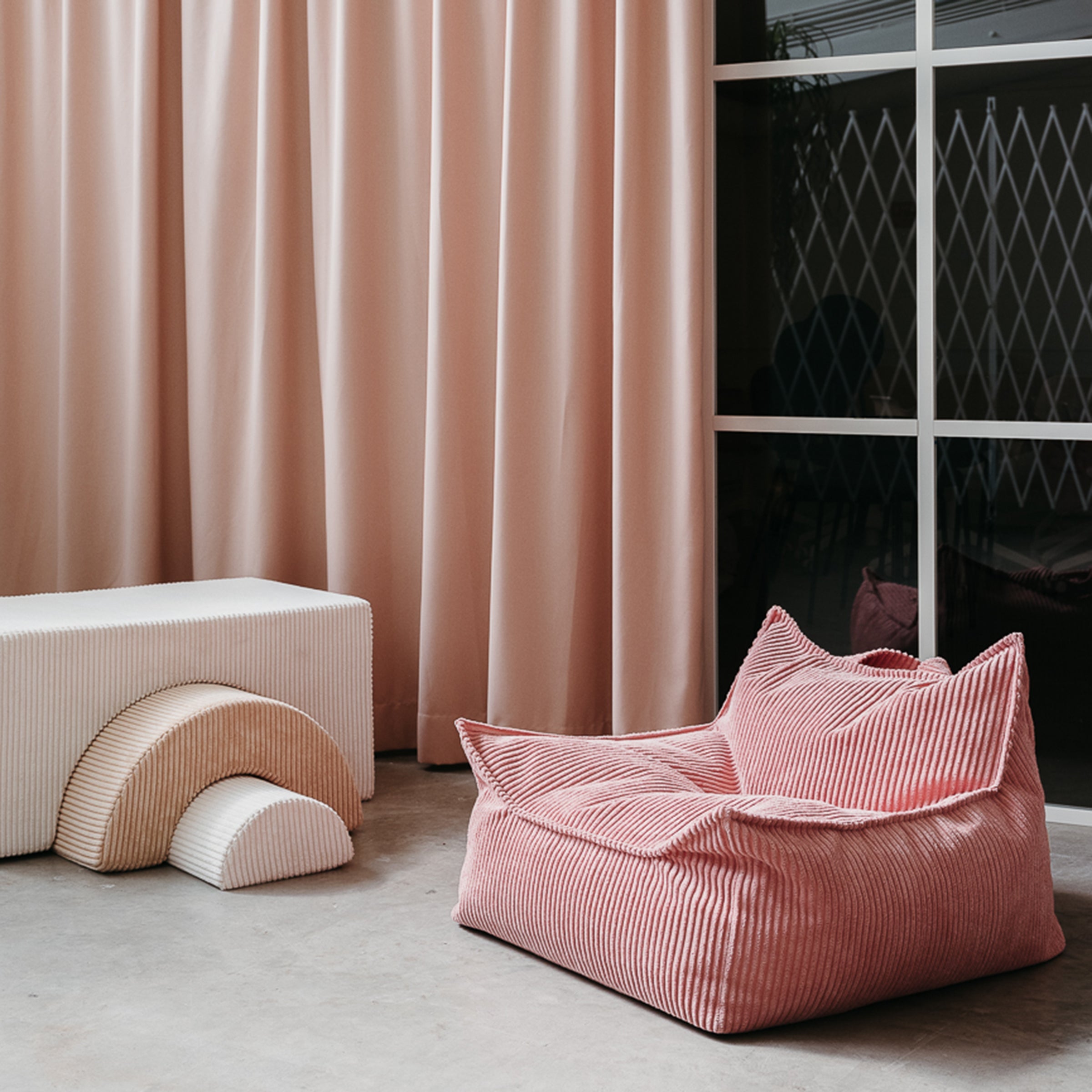 Wigiwama Sitzsack und Ottoman Set Pink Mousse