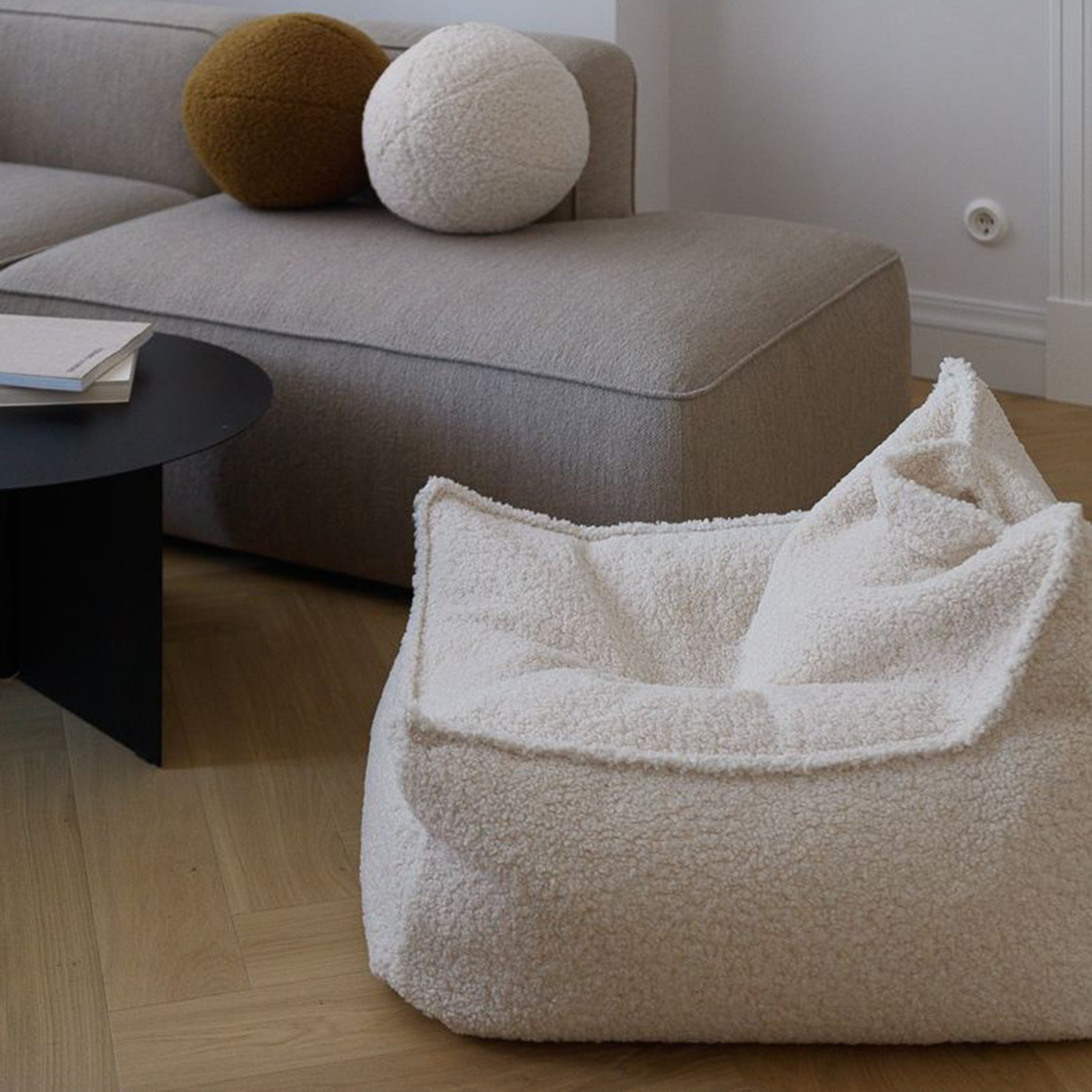 Wigiwama Sitzsack und Ottoman Set Cream White