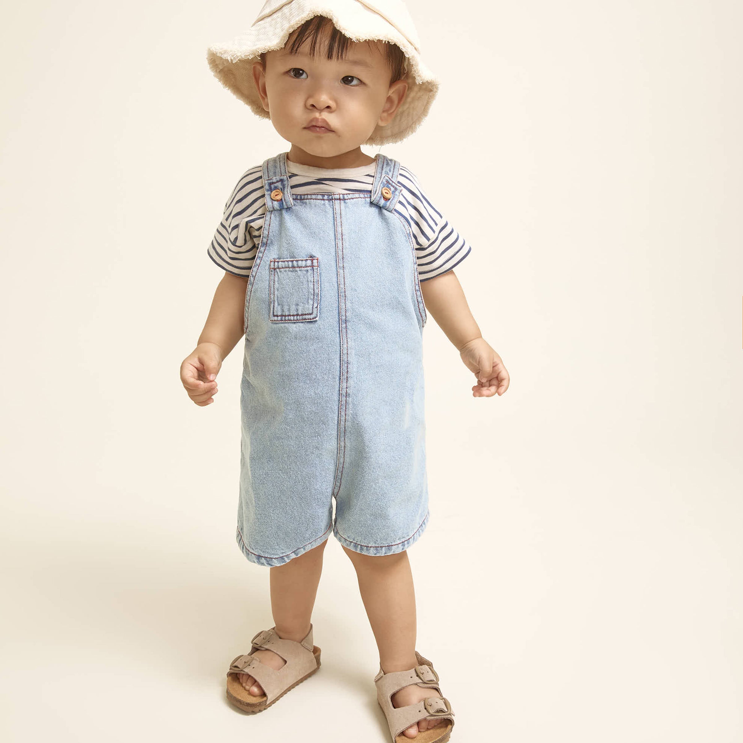 Baby Latzhose Denim Bleach