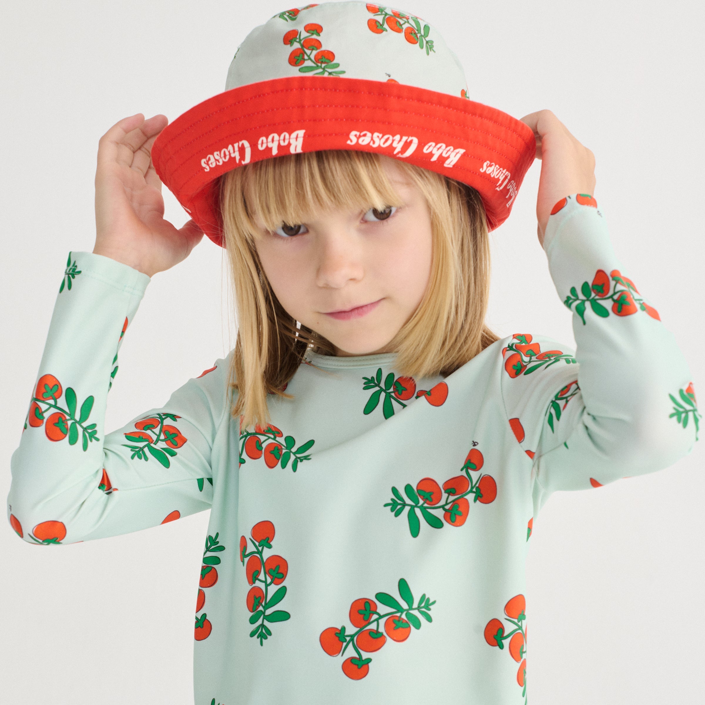 UV Badeshirt Juicy Tomatoes Light Blue