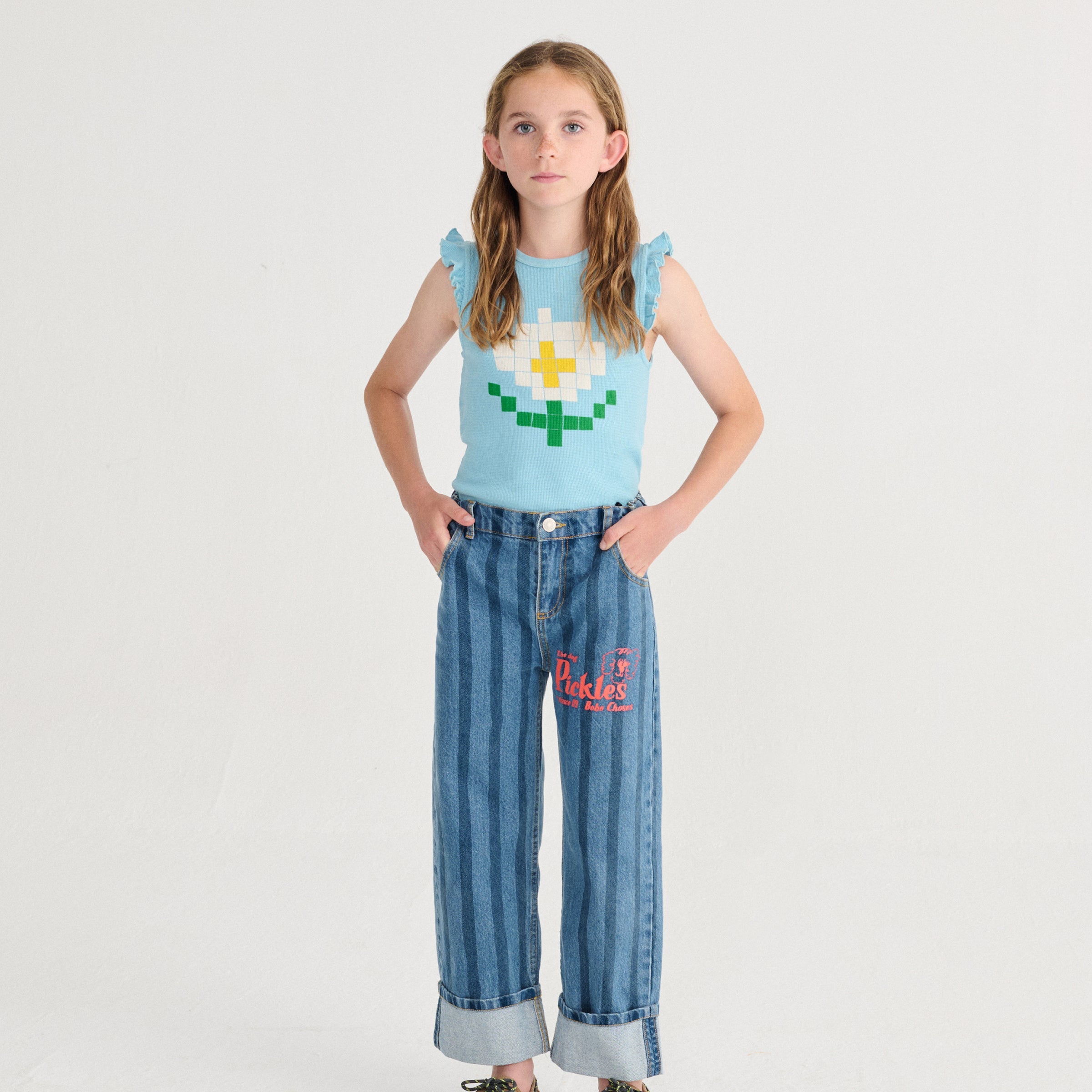 Top Pixel Daisy Light Blue