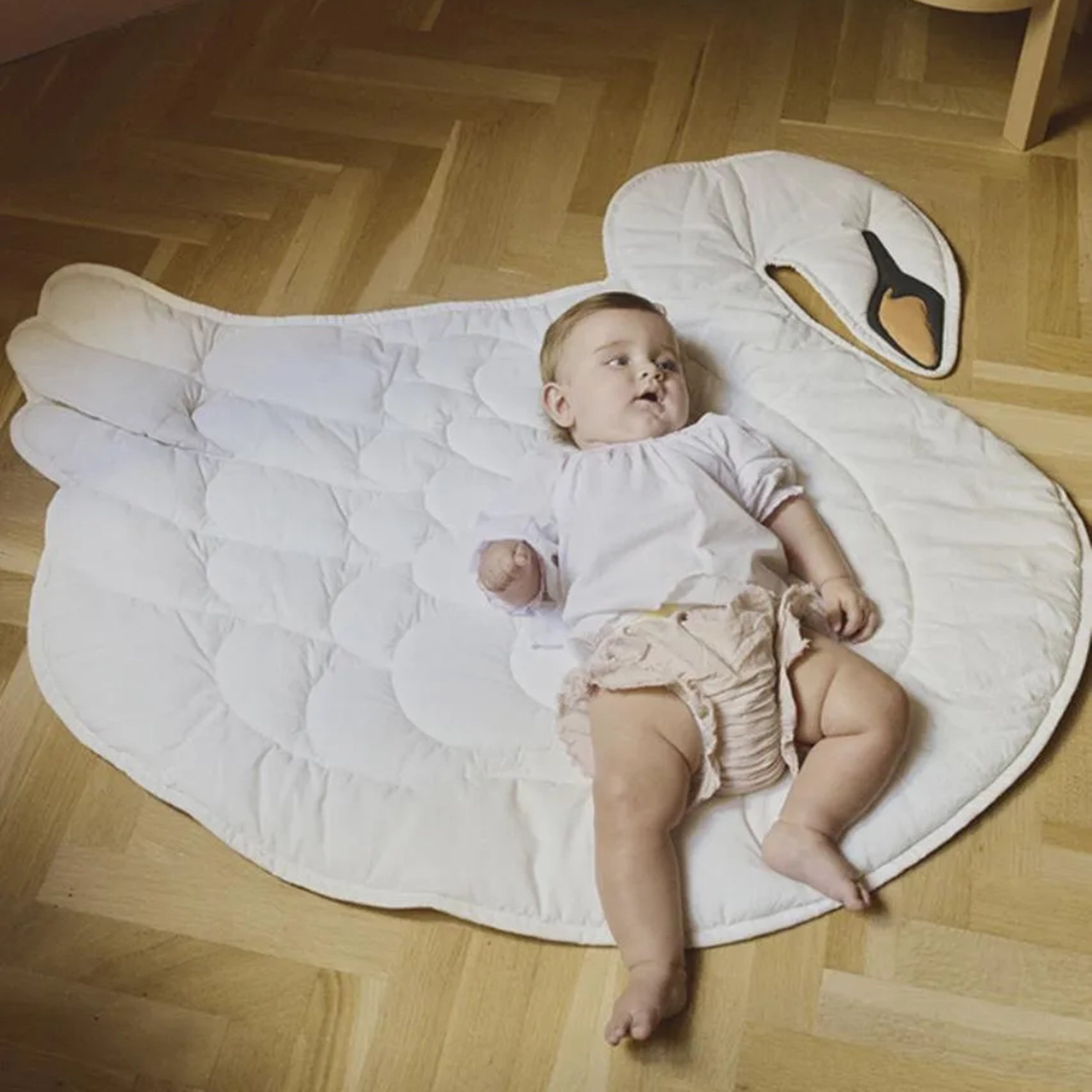 Swan Ivory play mat