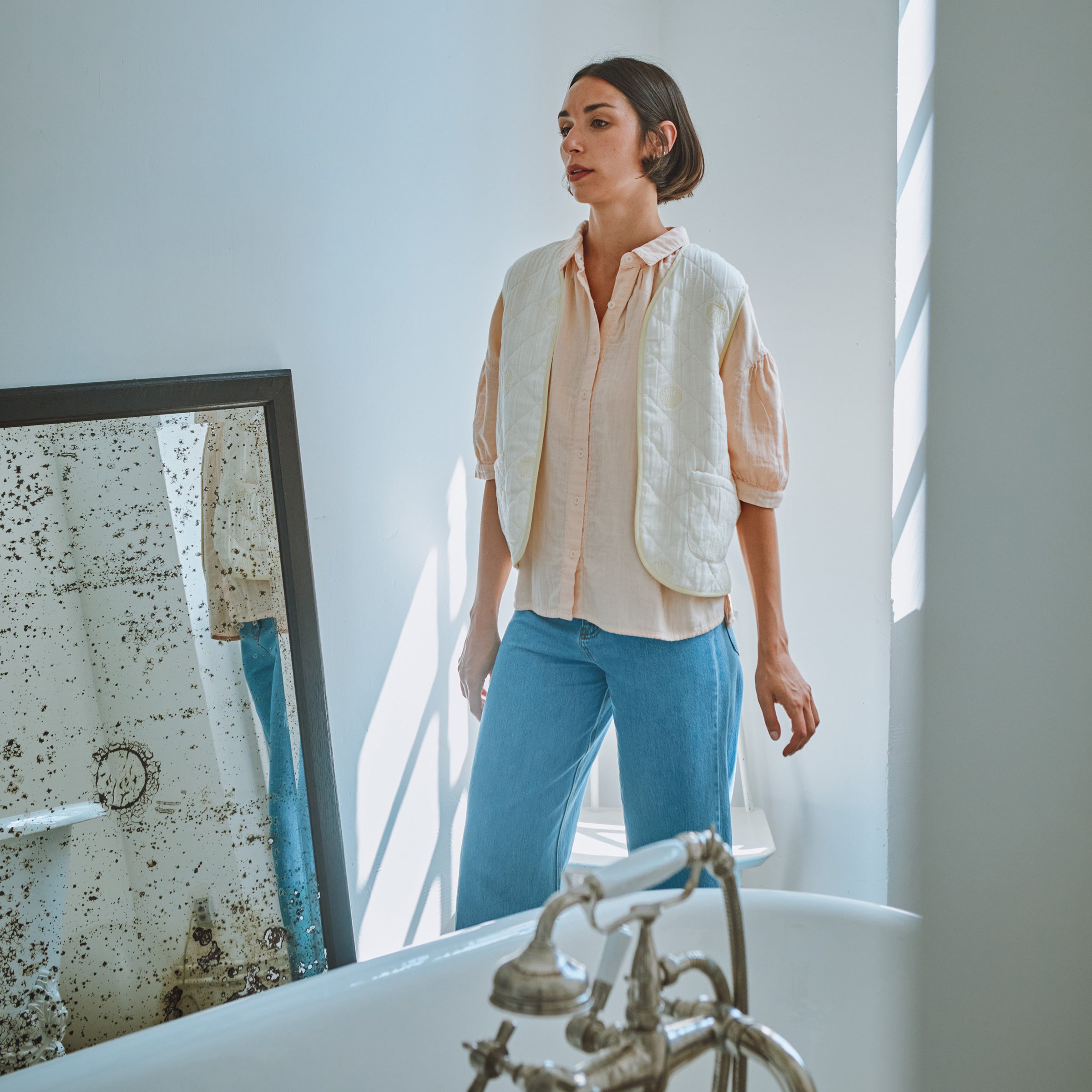 Adulte Veste Sans Manches Cercis Pastel Yellow + Almond Milk Shell Embroidery