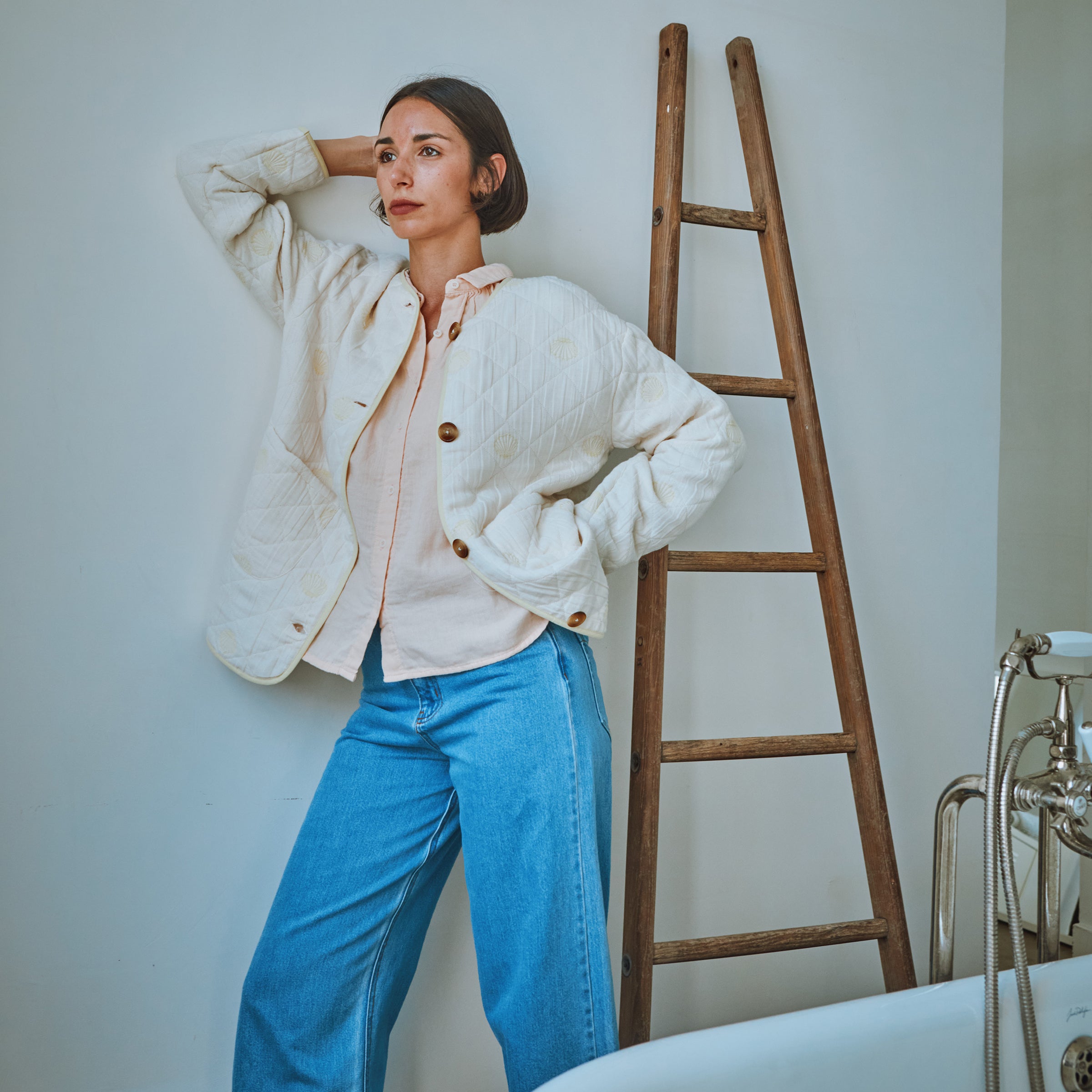 Adulte Veste Sans Manches Cercis Pastel Yellow + Almond Milk Shell Embroidery