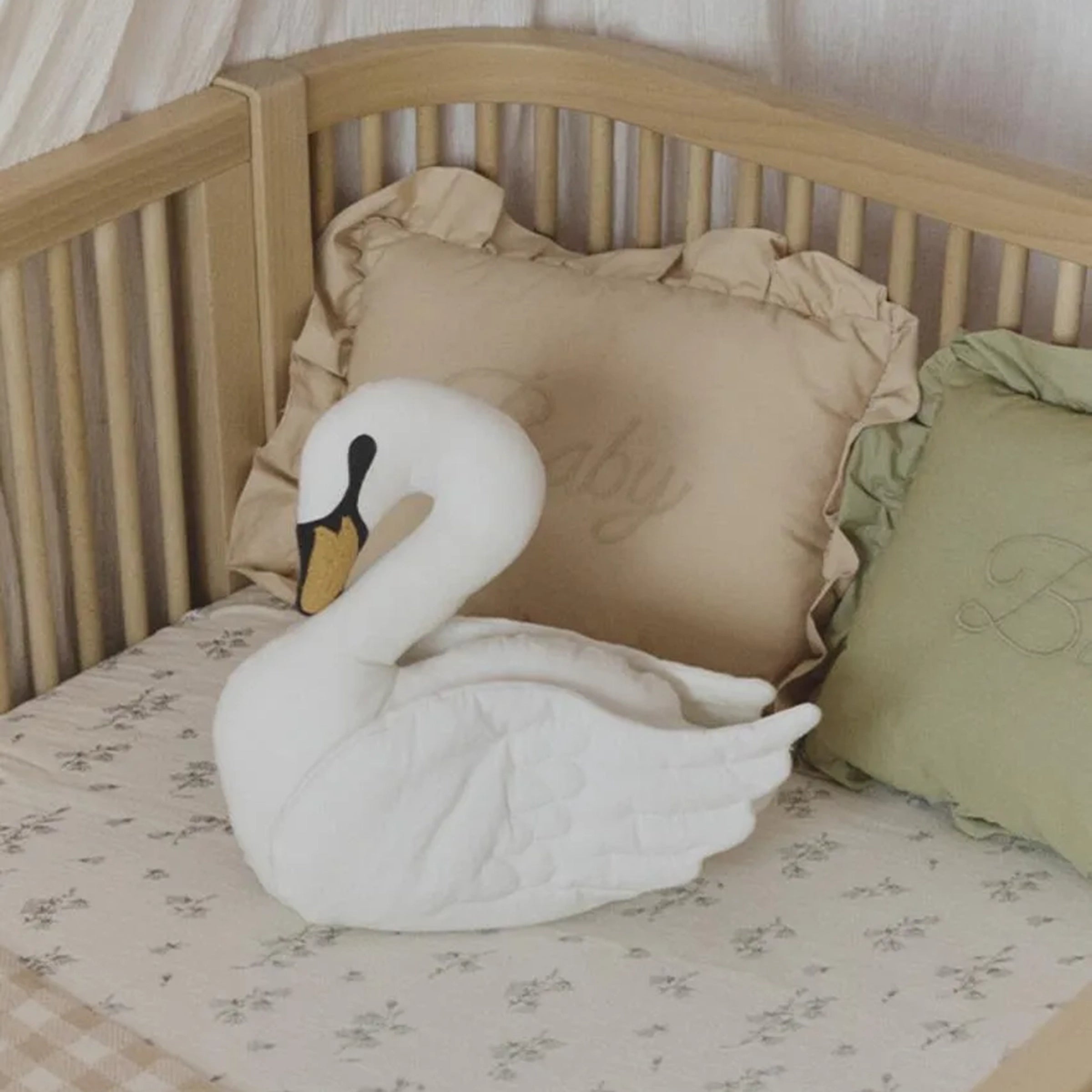 Swan cushion Ivory