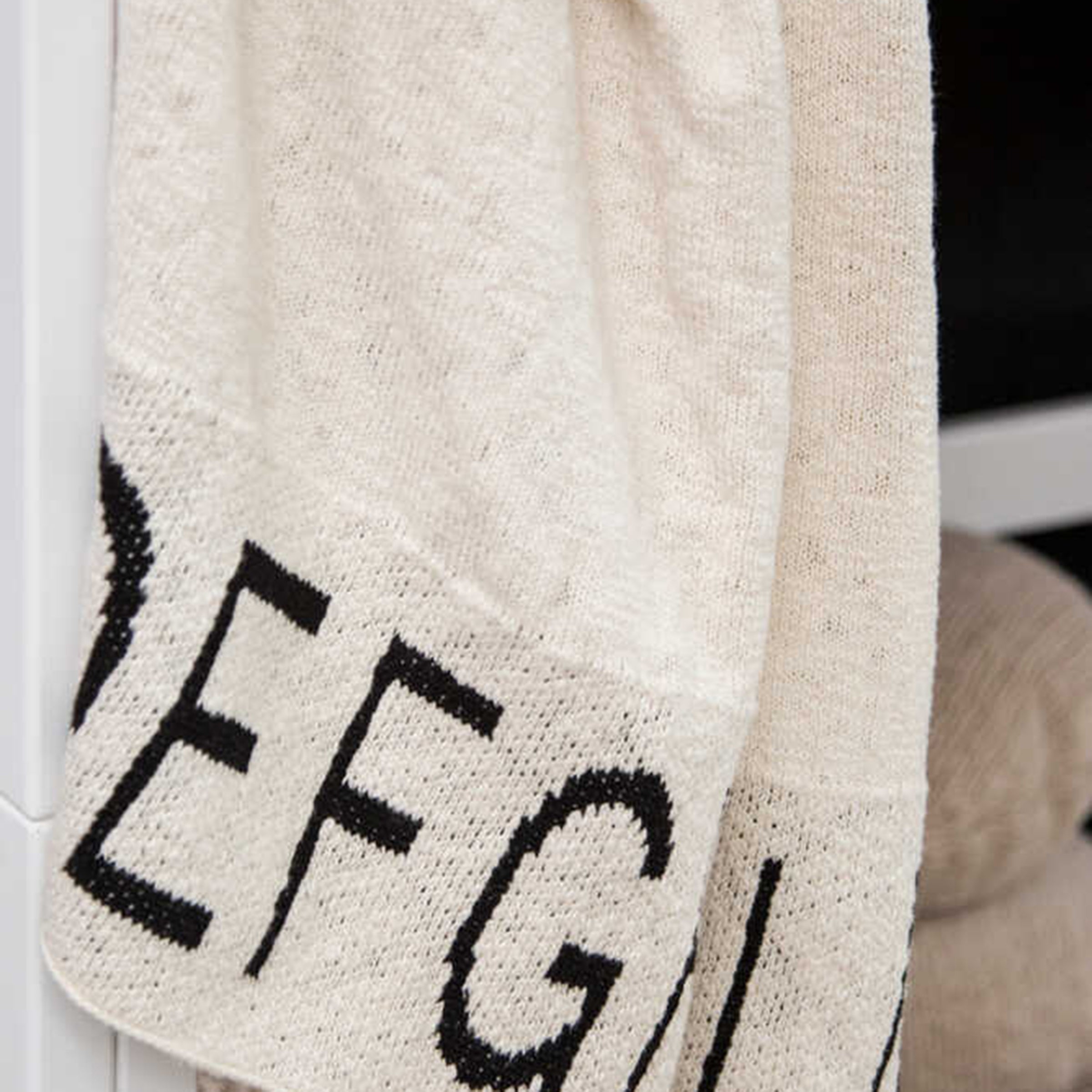 Strickdecke ABC Natural / Black