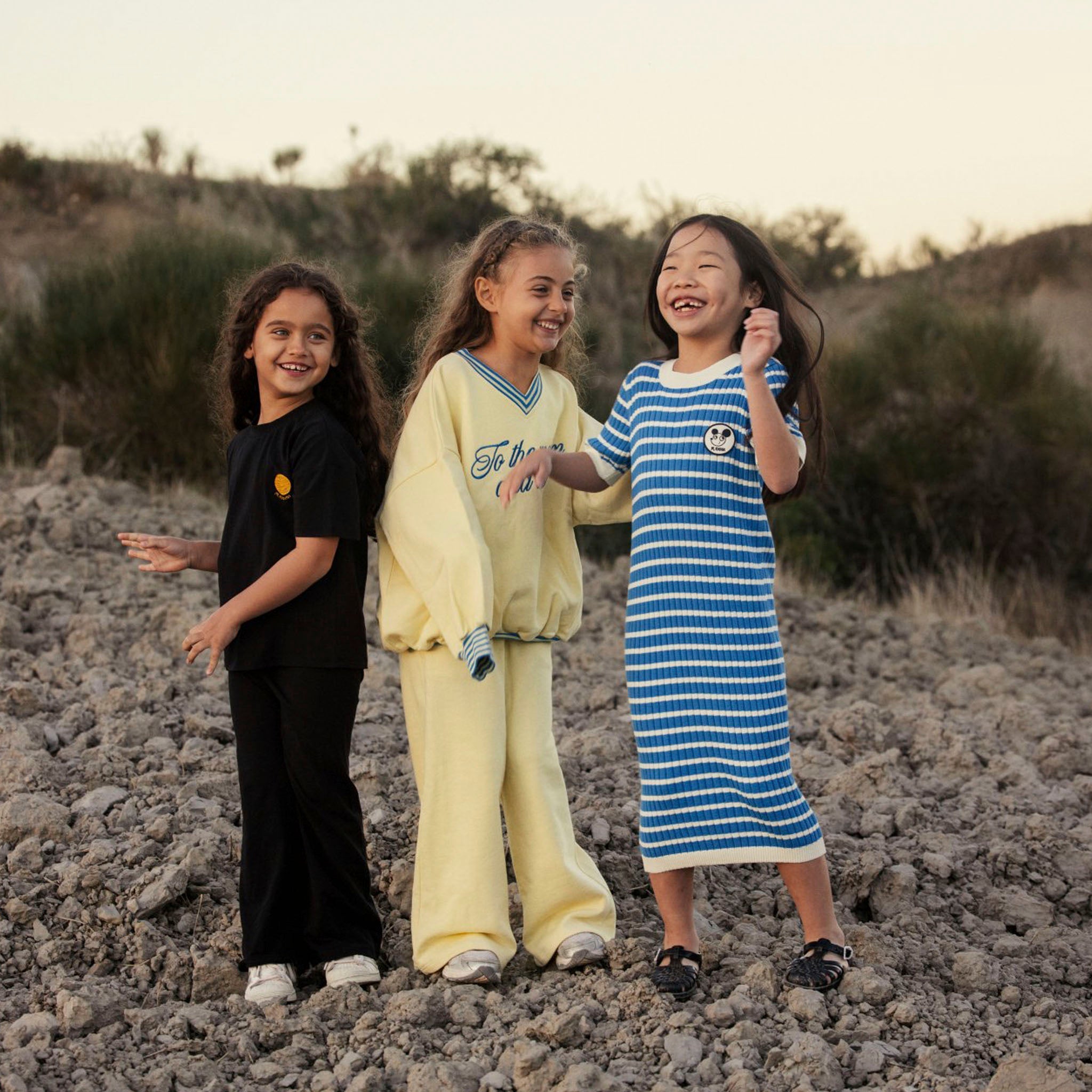 Sweatshirt To The Moon Yellow