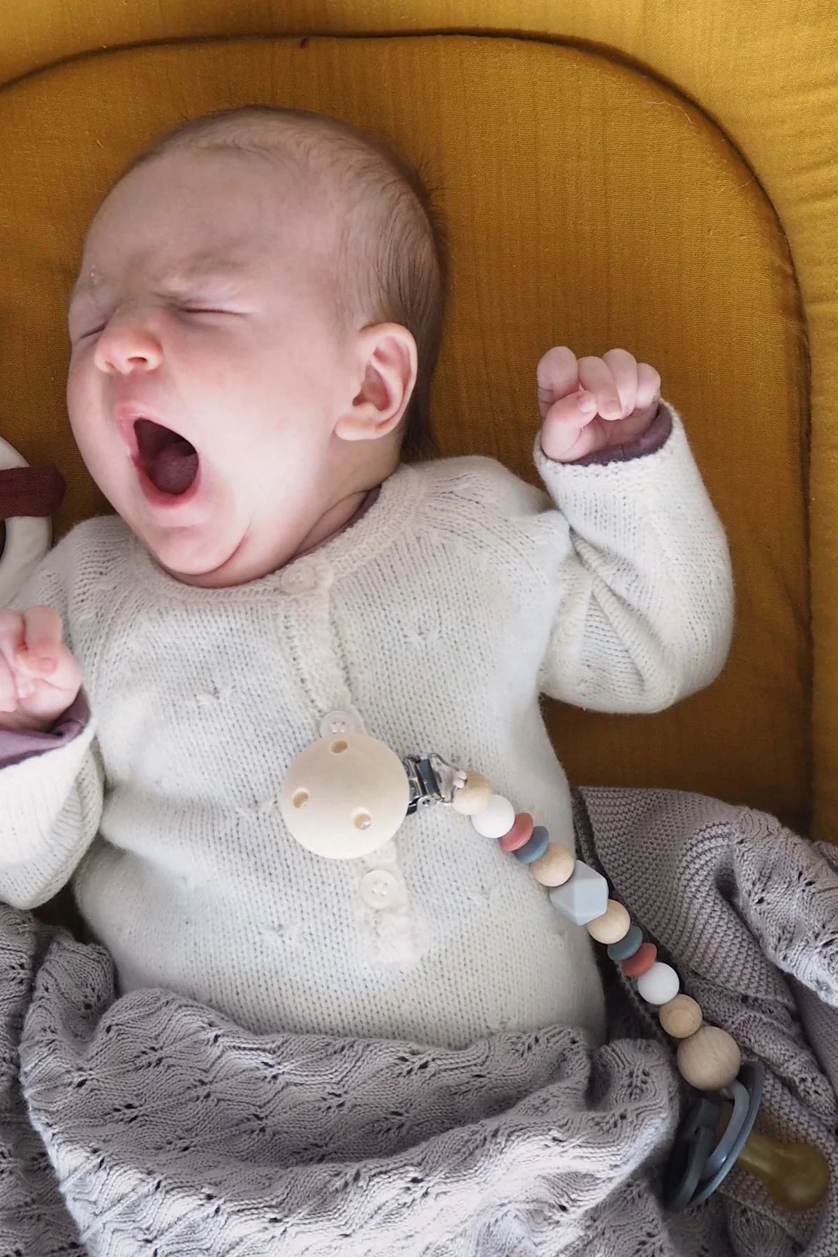 Schnullerkette grau/rostrot