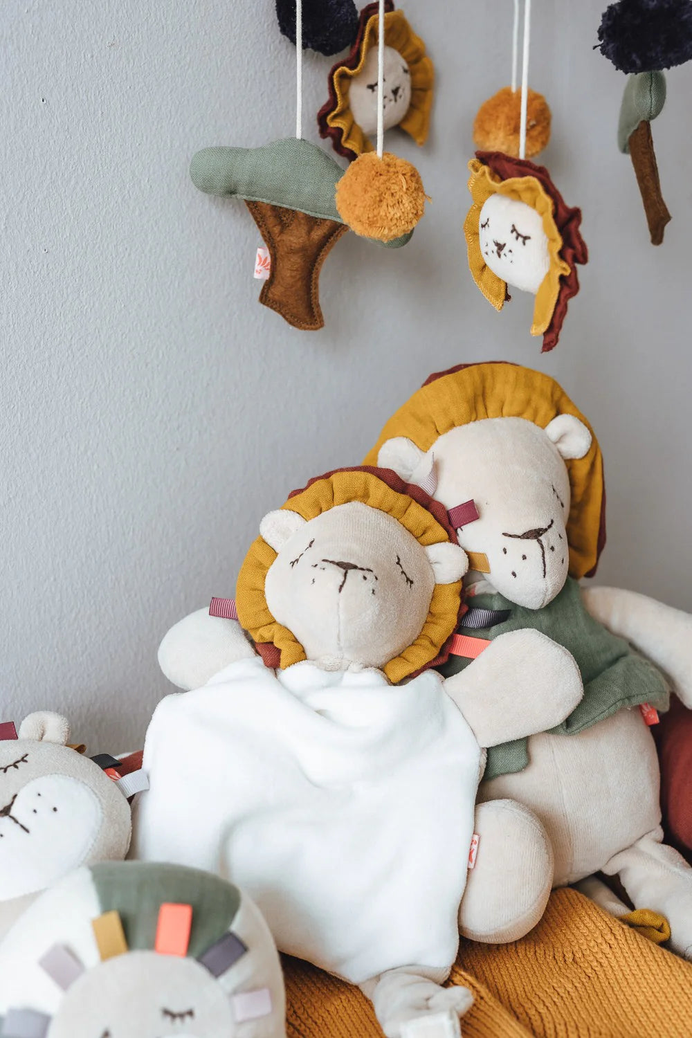 Aktivitätsspielzeug Löwe