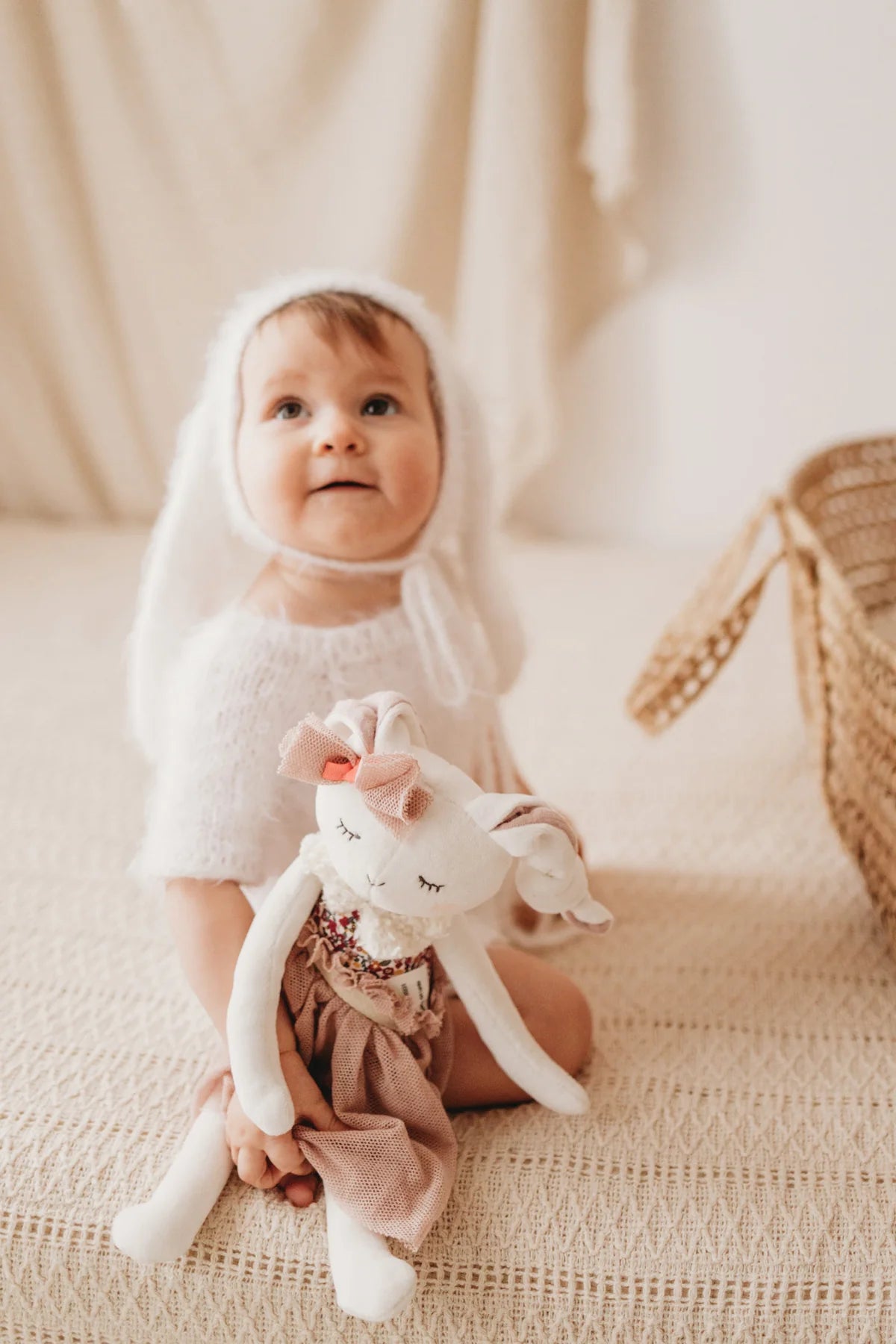 Poupée en tissu Lapin rose (GOTS)