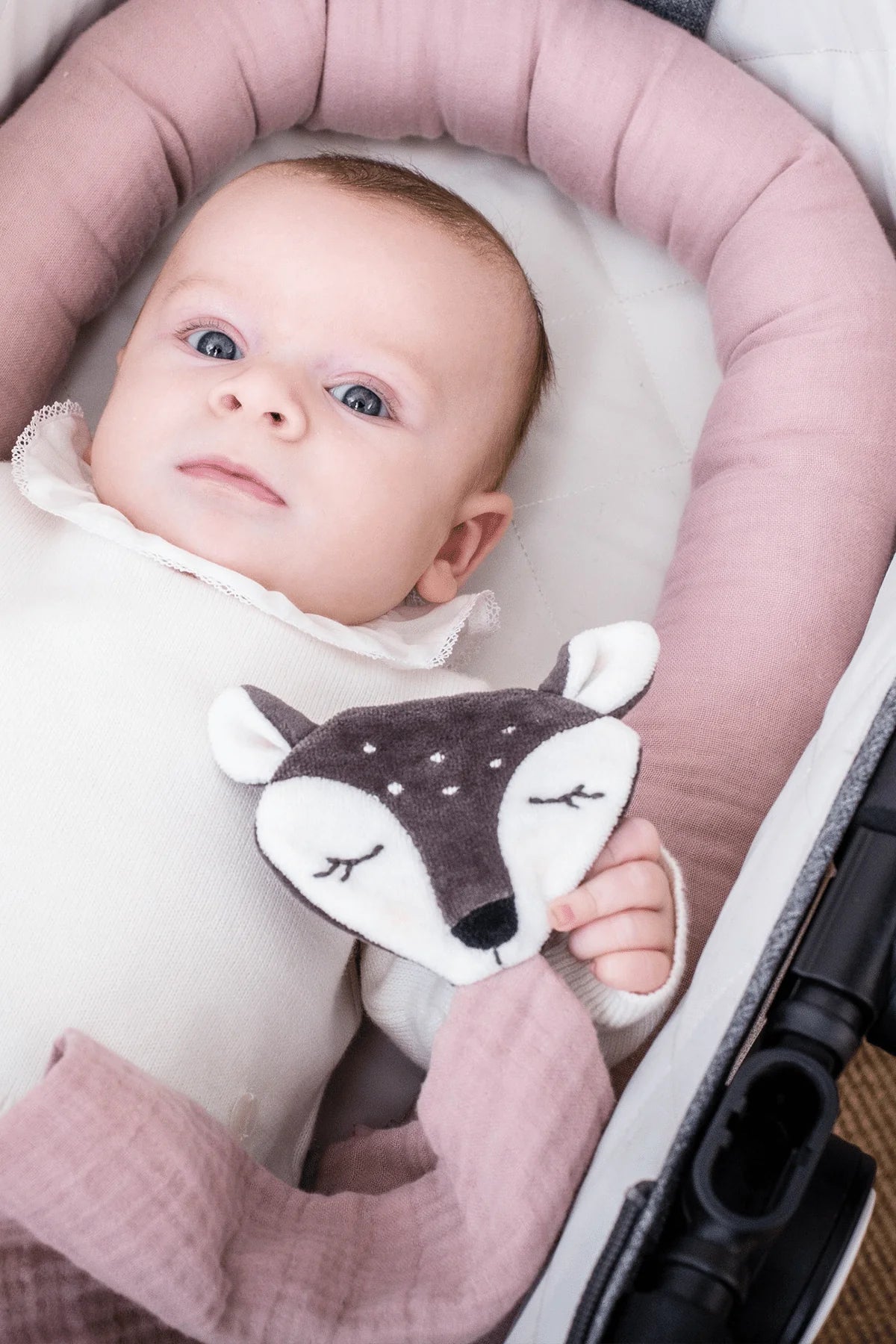 Doudou chevreuil rose