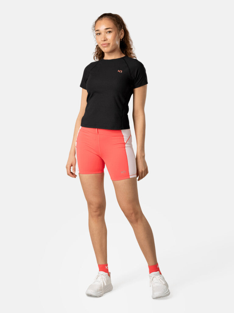 T-Shirt Linnea black