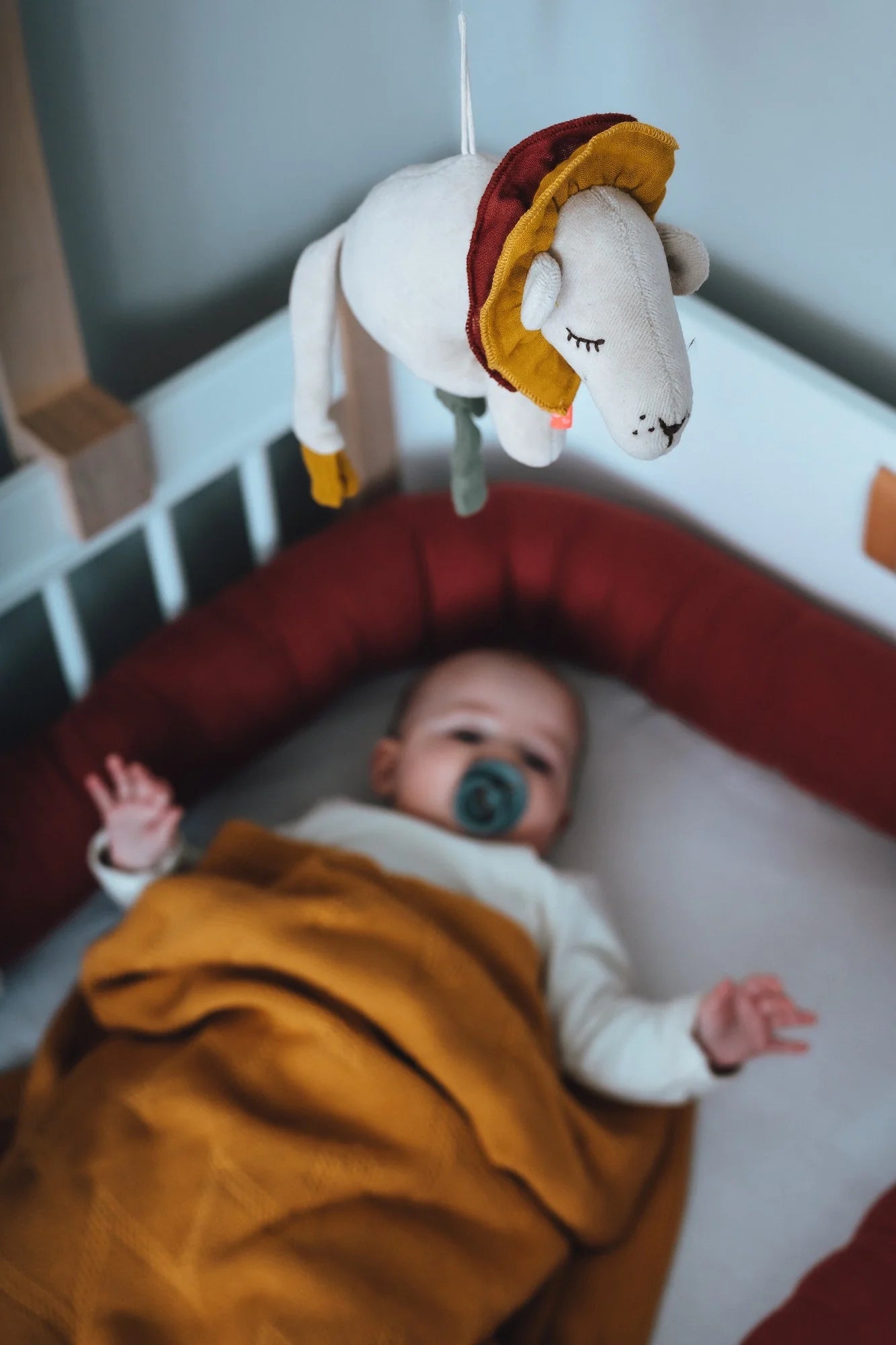 Kleine Spieluhr Löwe (GOTS)