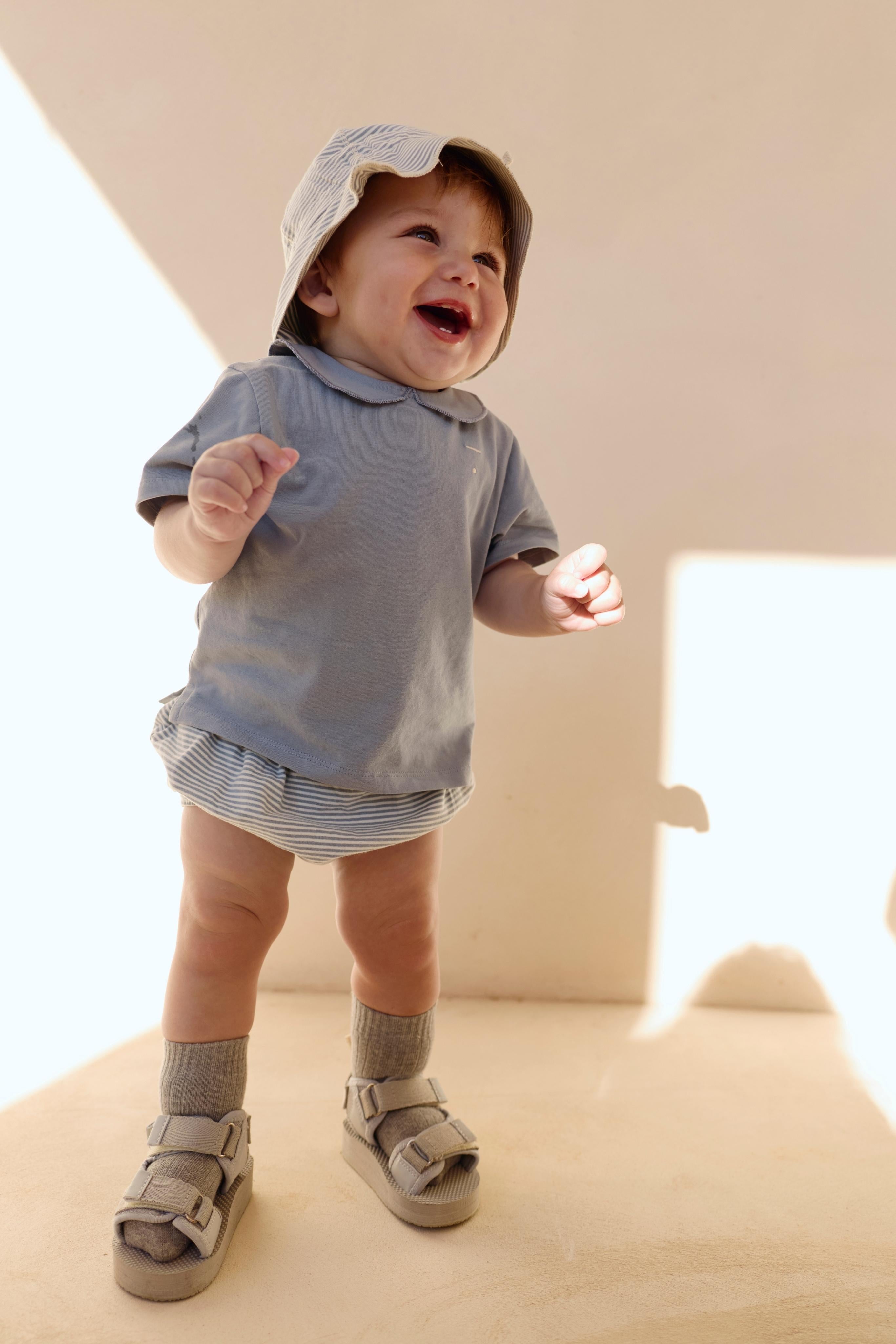 Baby Sonnenhut Stone Grey Cream