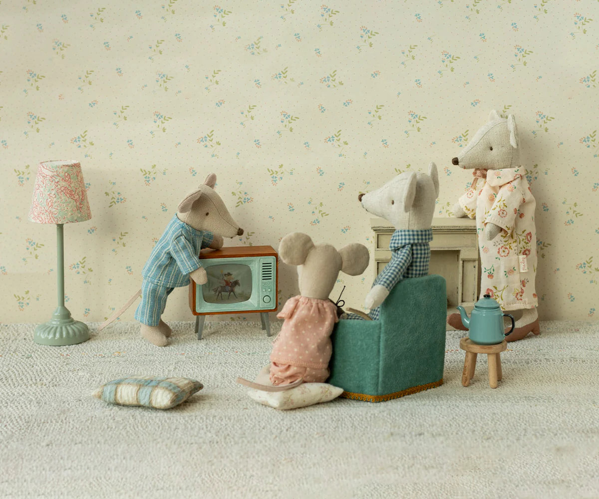 Maileg television mouse