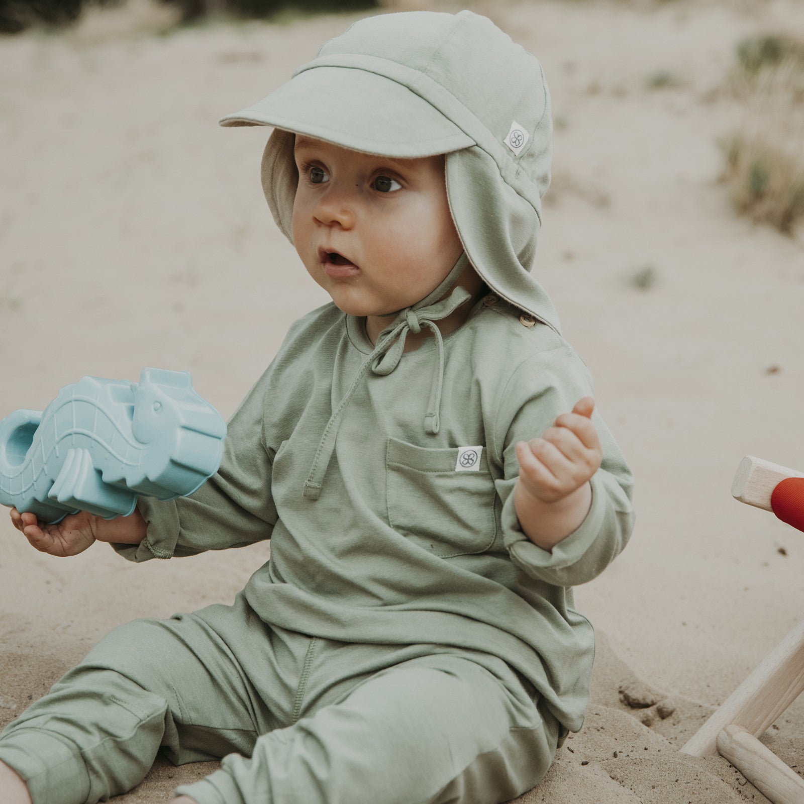 Baby Wendbarer Sonnenhut UVP 50+ Olive Green/Sandy Beach