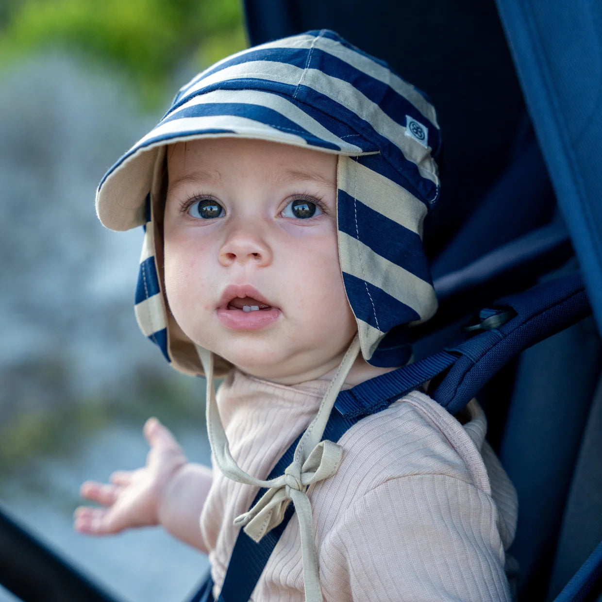 Baby sun hat UVP 50+ Navy/Sandy Stripe