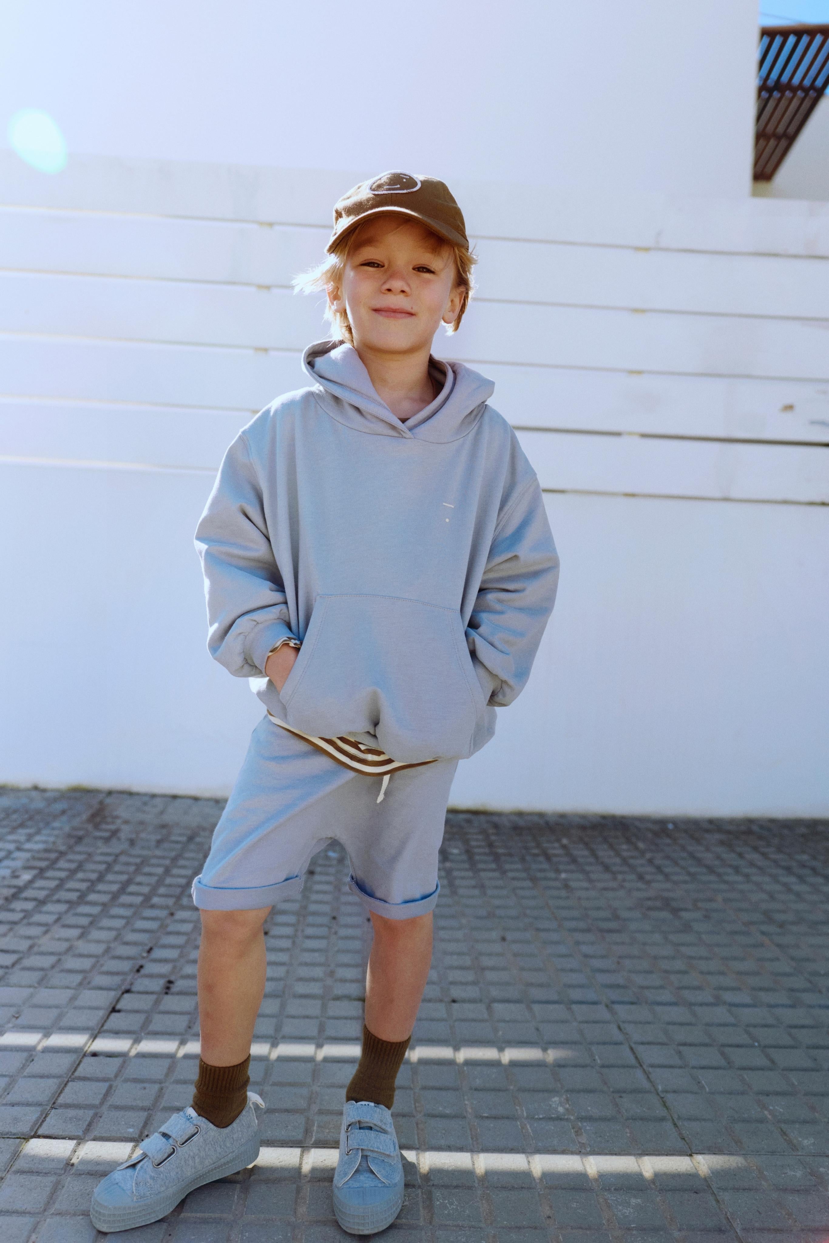 Sweat à capuche GOTS gris pierre