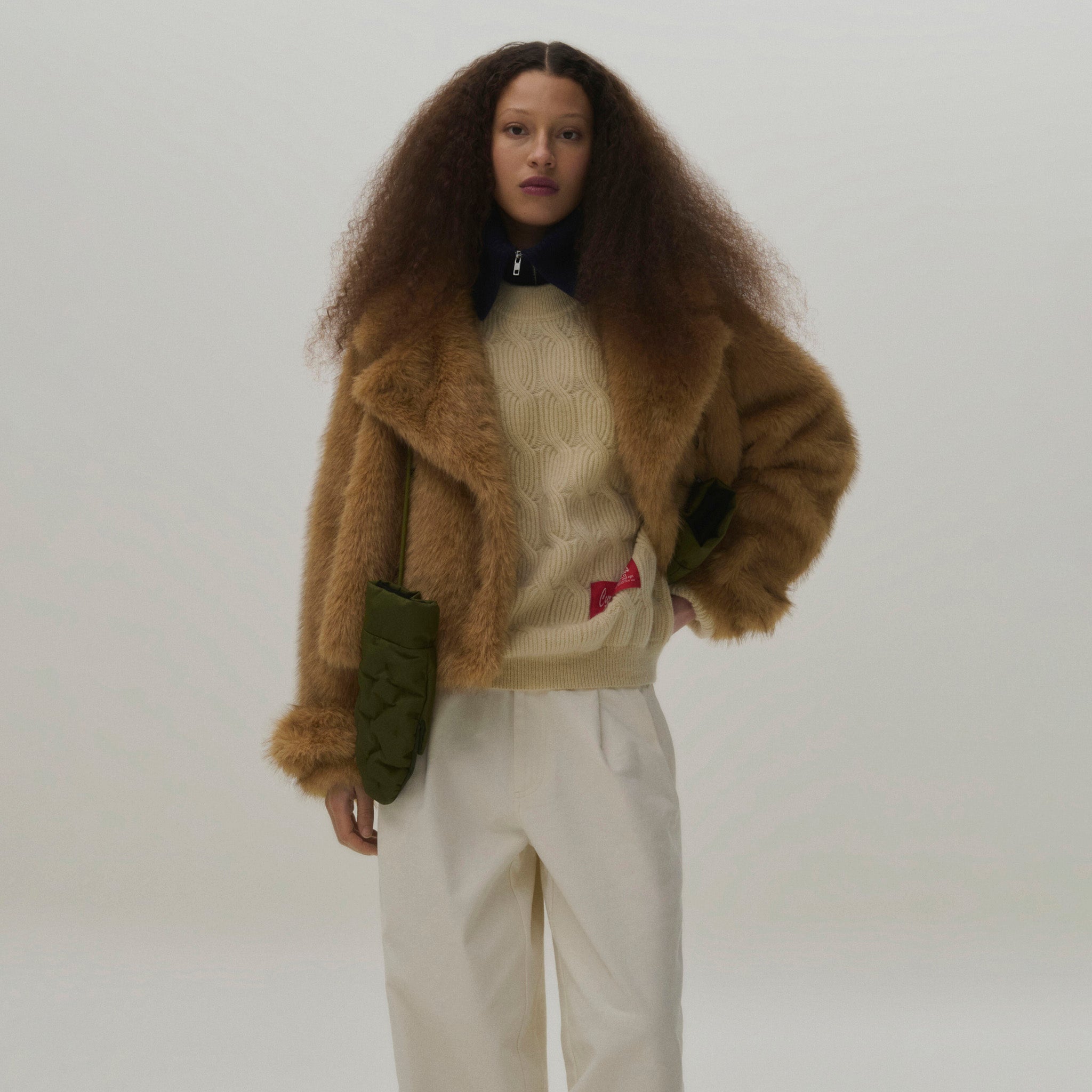Adult Pullover Dole Ivory