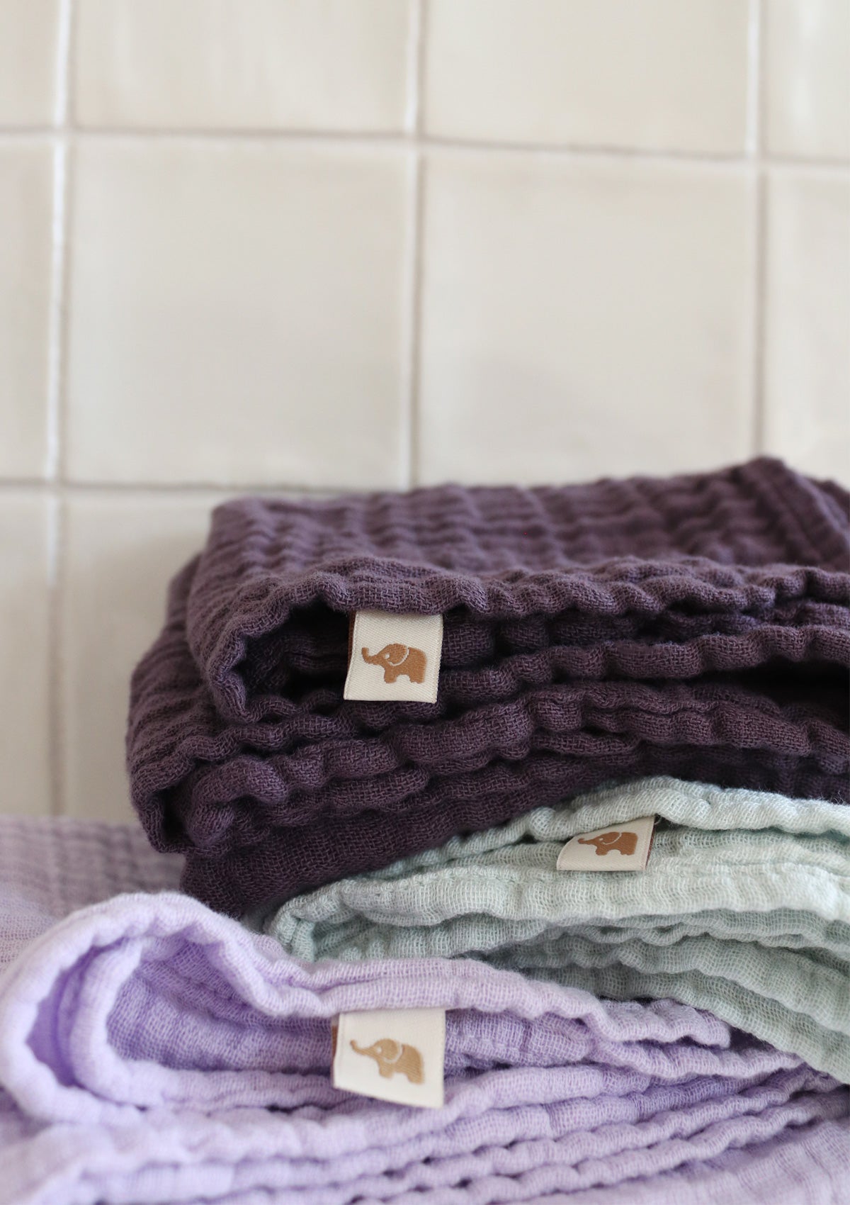 Nooshi Cuddle aubergine