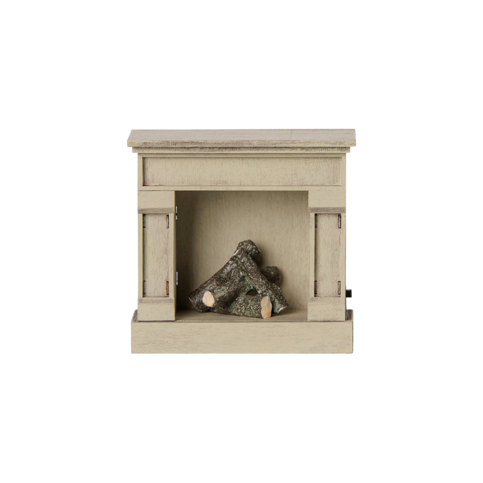 Maileg Fireplace Mouse Off-White