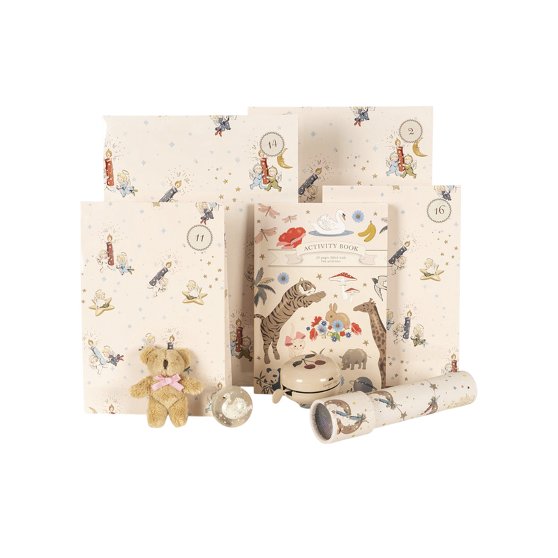 Adventskalender mit 24 Geschenkboxen Beige