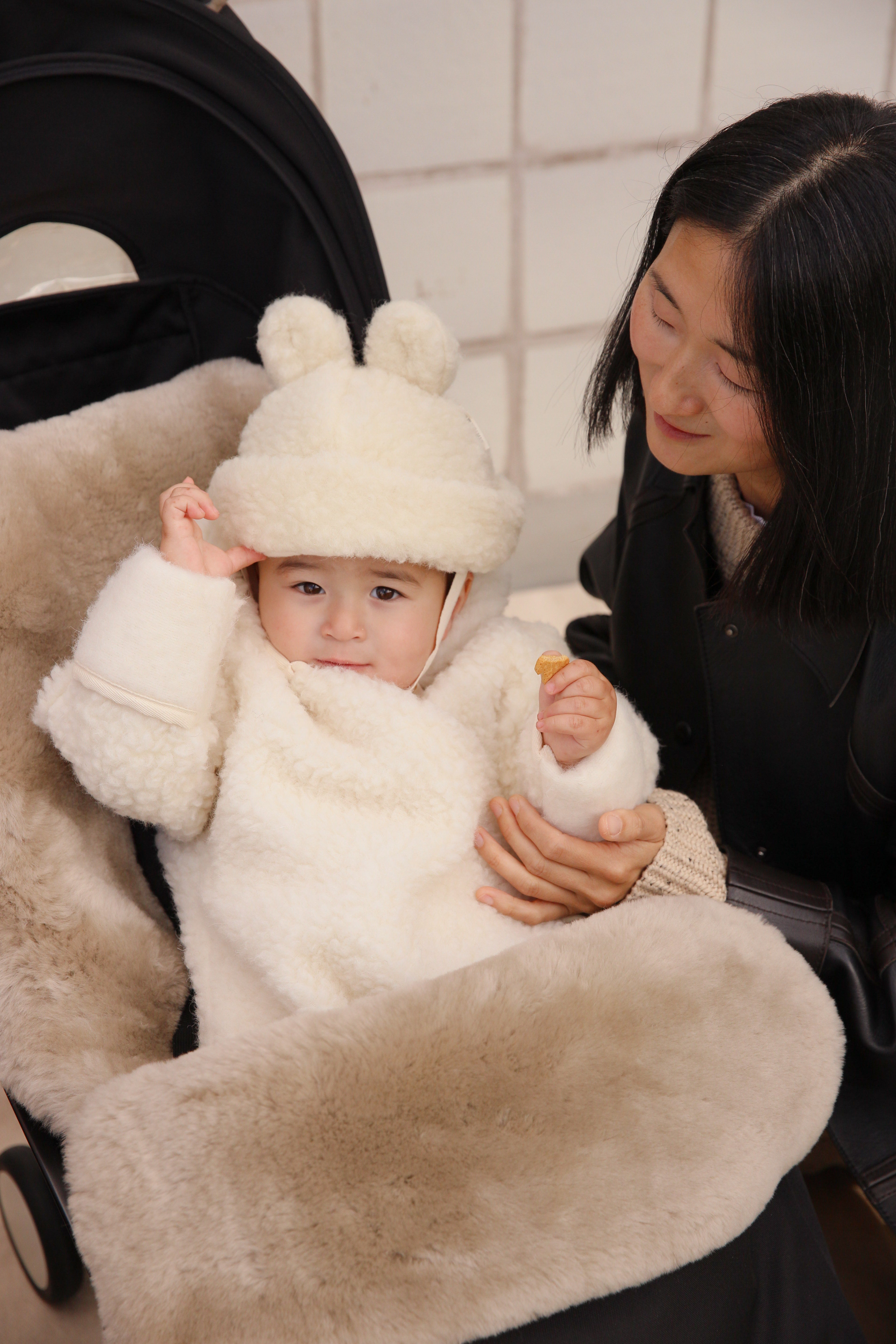 Binibamba Lambskin Footmuff for Strollers - Fixedtoast