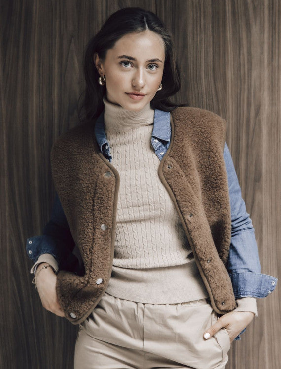 Adult Vest Tyb Light Teddy Brown
