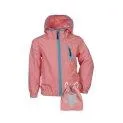 Travelino Regenjacke rose fraise - Une veste de pluie pour les voyages sous la pluie avec votre bébé | Stadtlandkind
