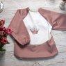 Soft bib pink with long sleeves (crown) incl. carrying bag