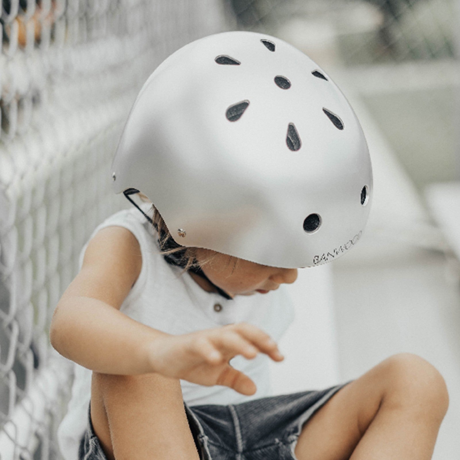 Kinderhelm Banwood Chrome