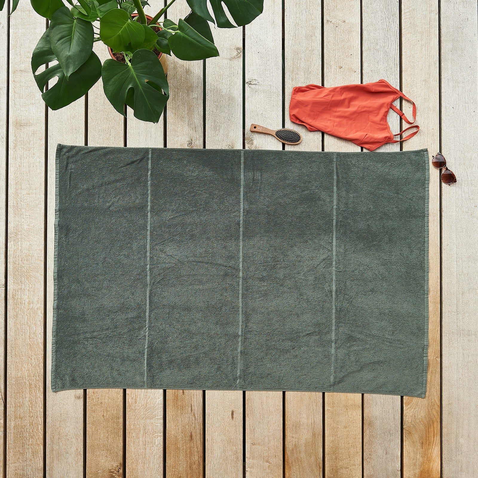Tilda dark green, bath towel 100x150 cm