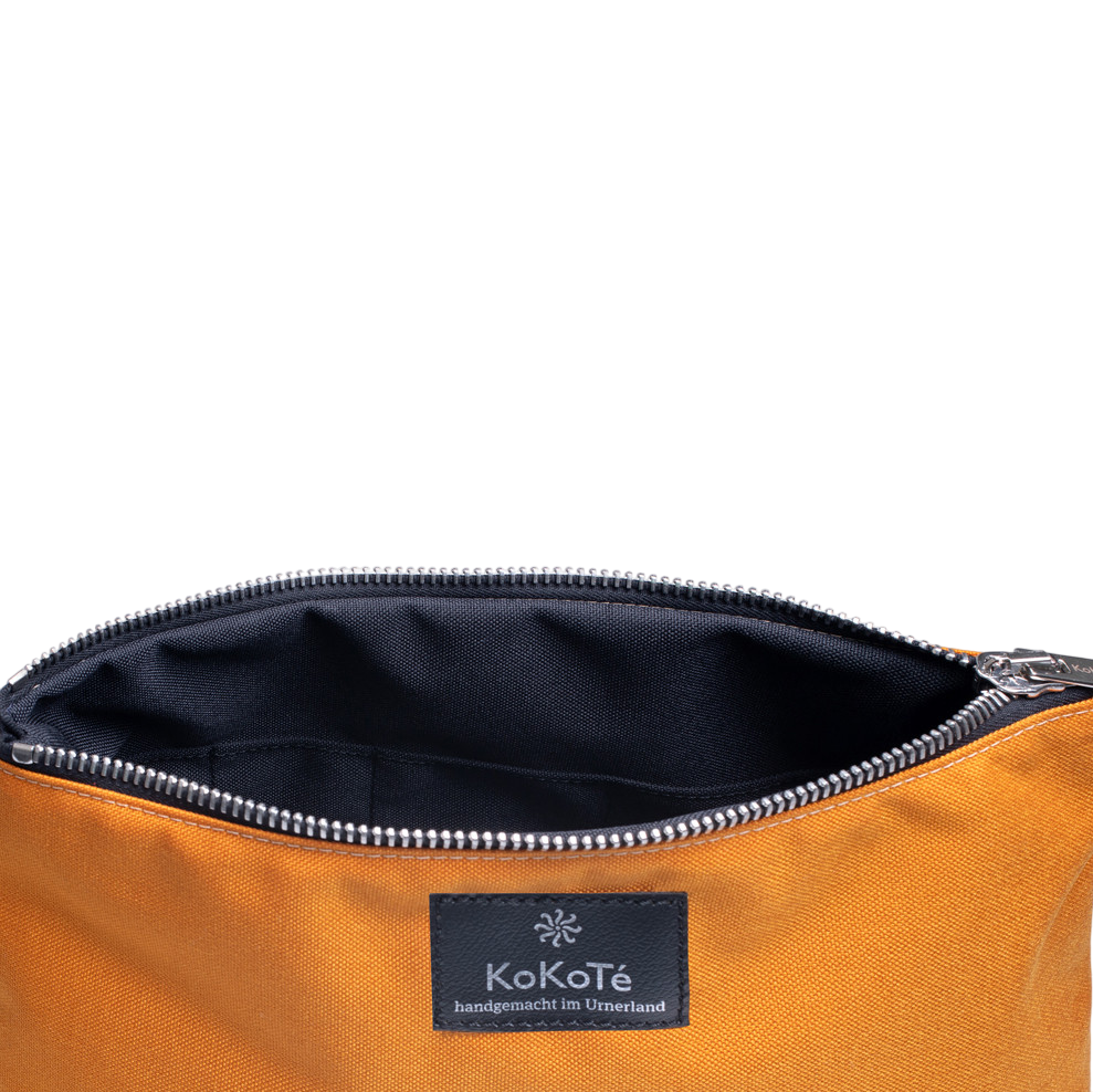 Trousse de toilette "Nessi" ocre, doublure noire