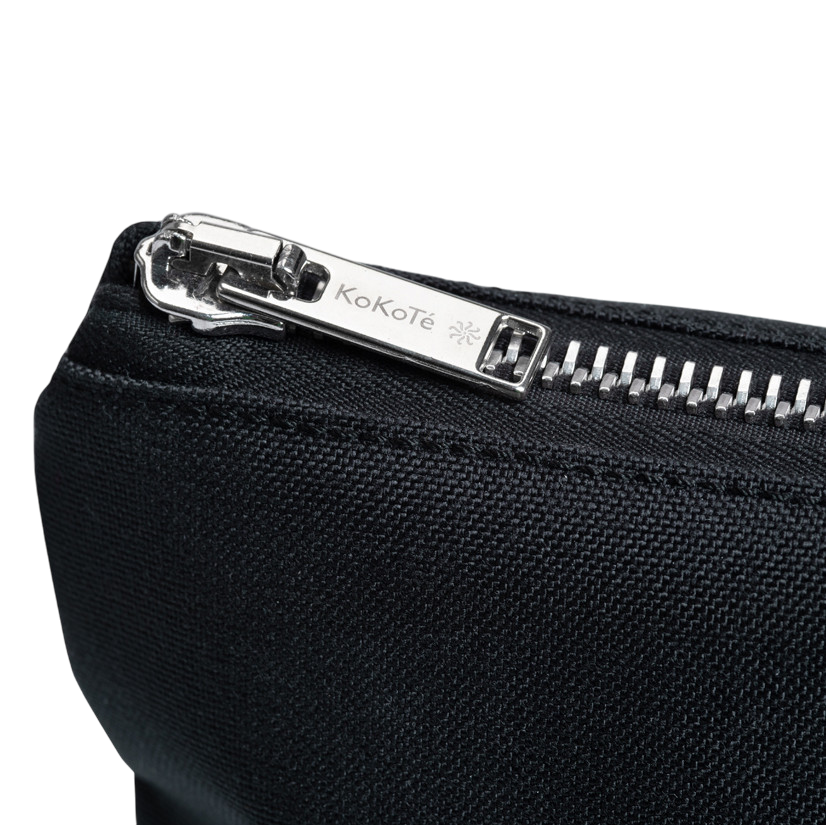 Trousse de toilette "Nessi" noir, doublure ocre