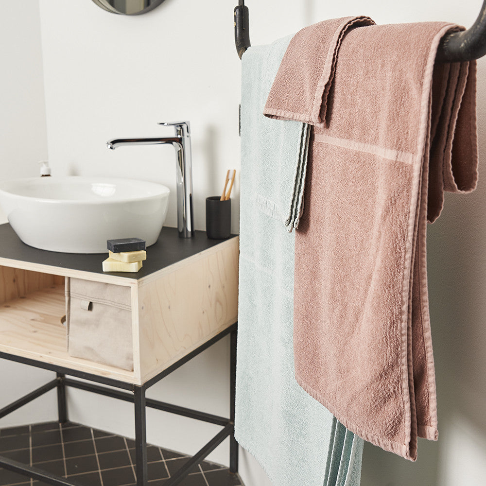 Tilda ash rose, shower towel 70x140cm