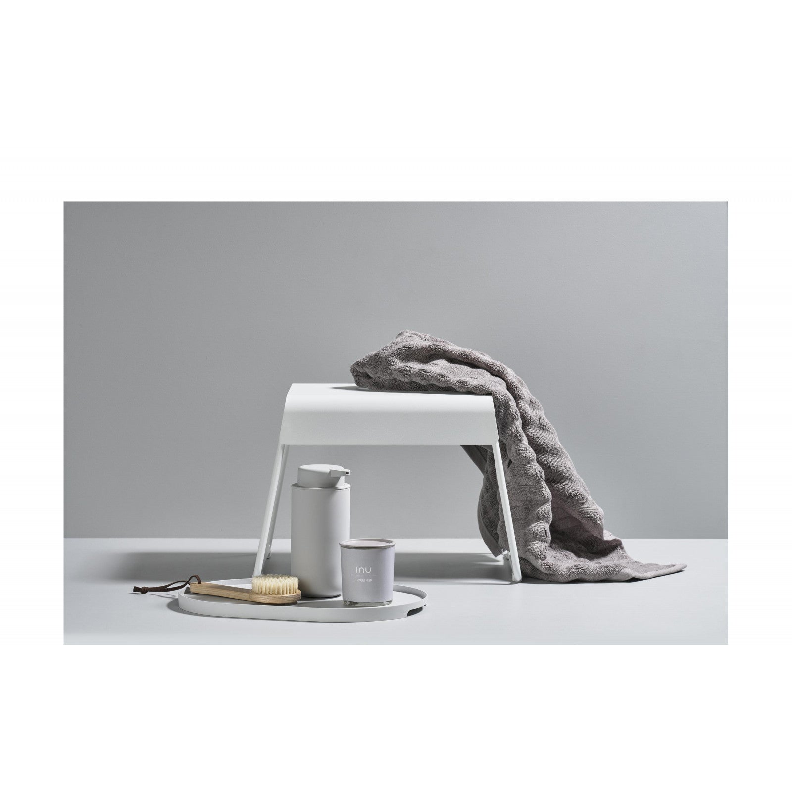 Zone stool steel, white