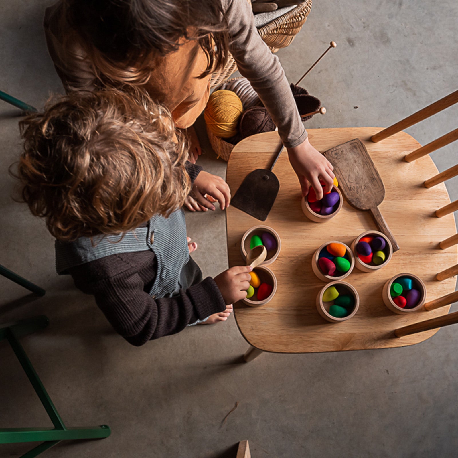 Mandala 36 Eier Regenbogen Grapat