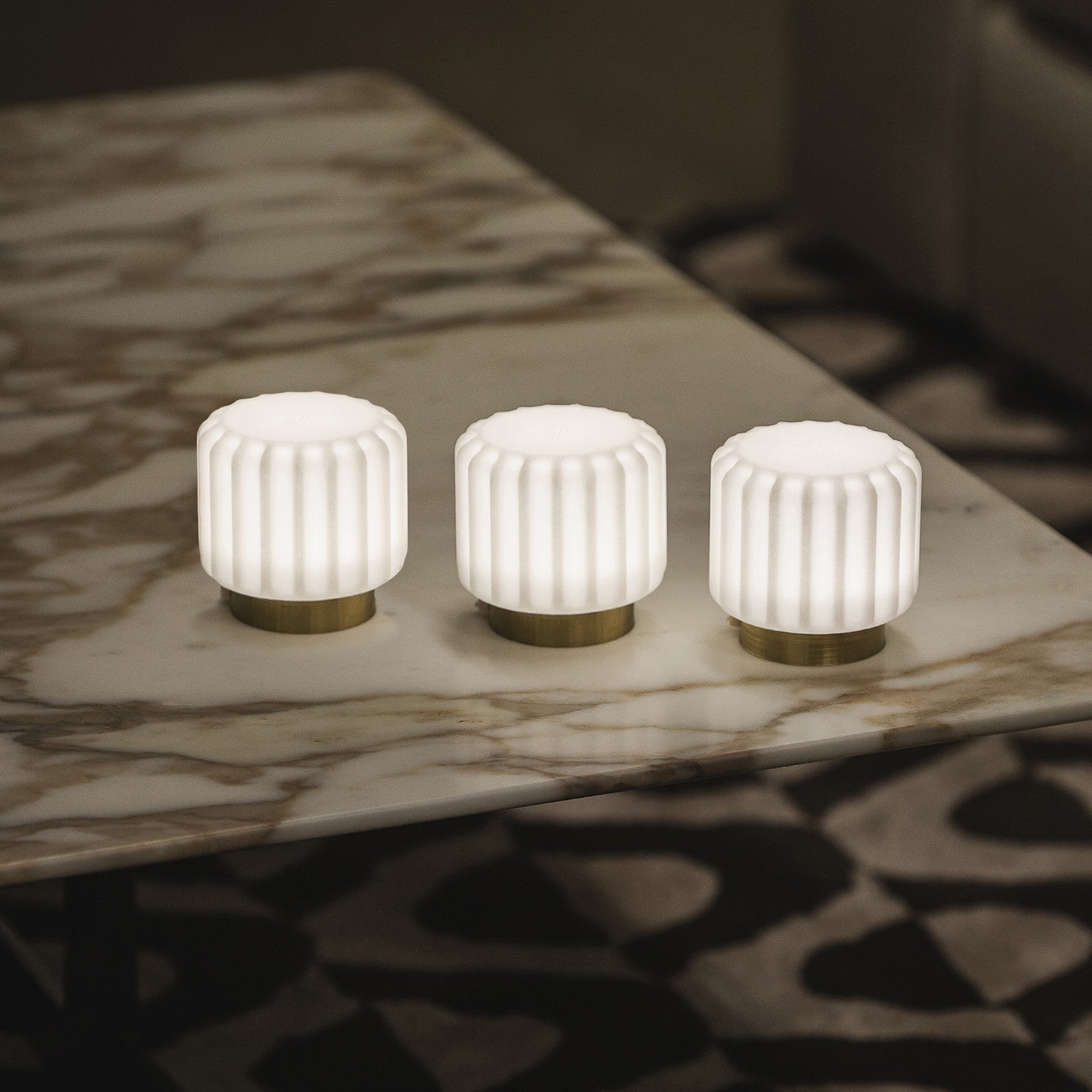 Dentelles 9cm lumière or, lot de 3