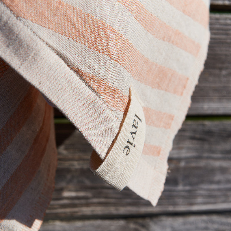 Ole hammam towel sweet potato/offwhite 135x180 cm