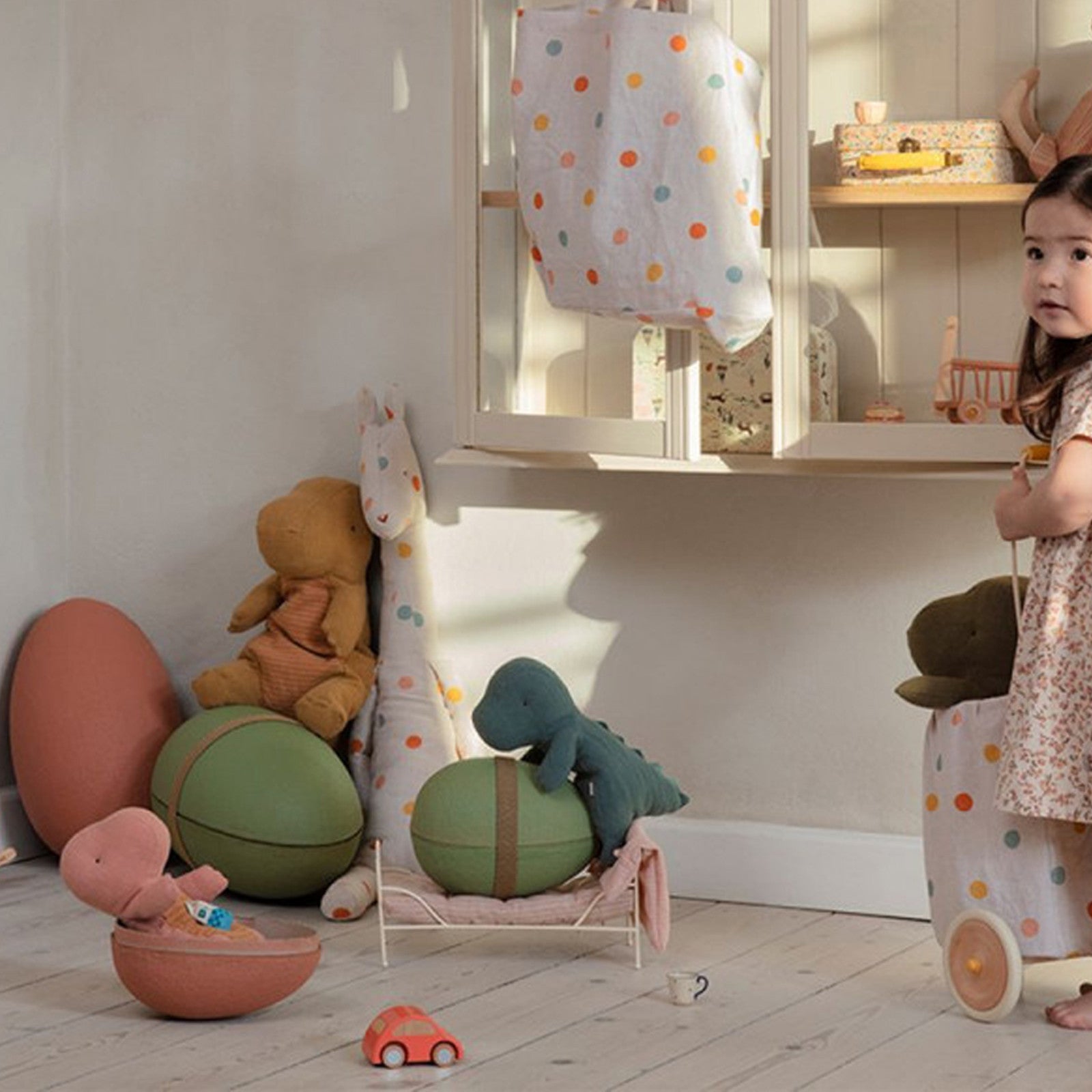 Gantosaurus Dino im Ei klein Rose