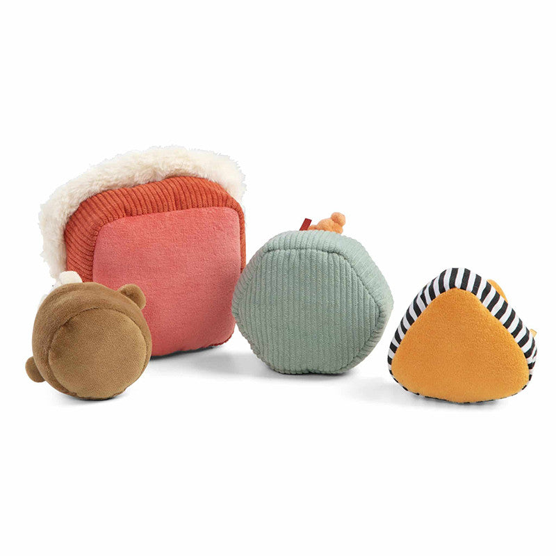 Stacking tower, shapes, safari