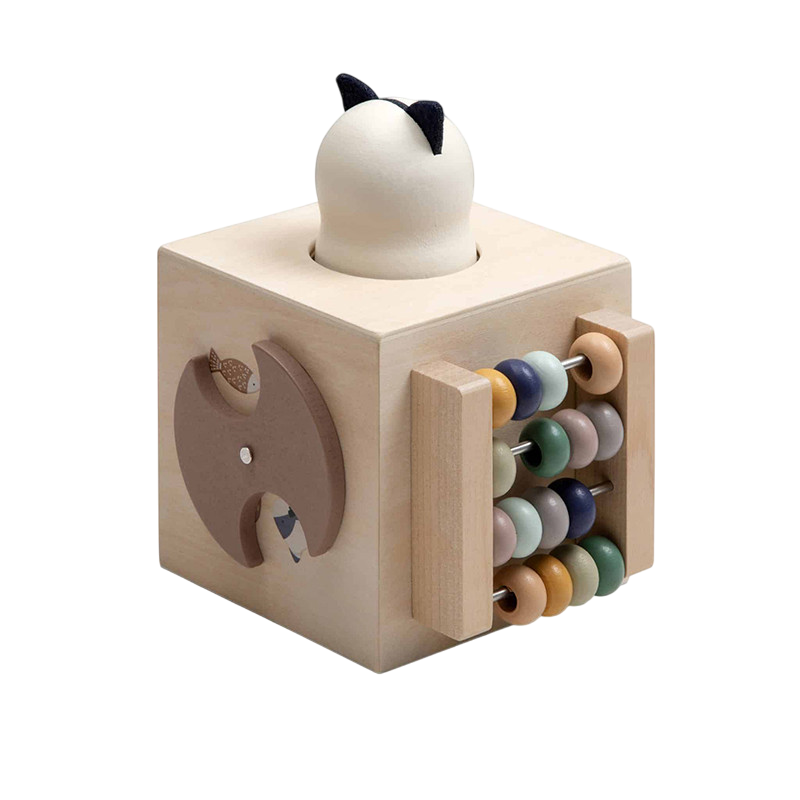 Cube de découverte en bois, Woodland