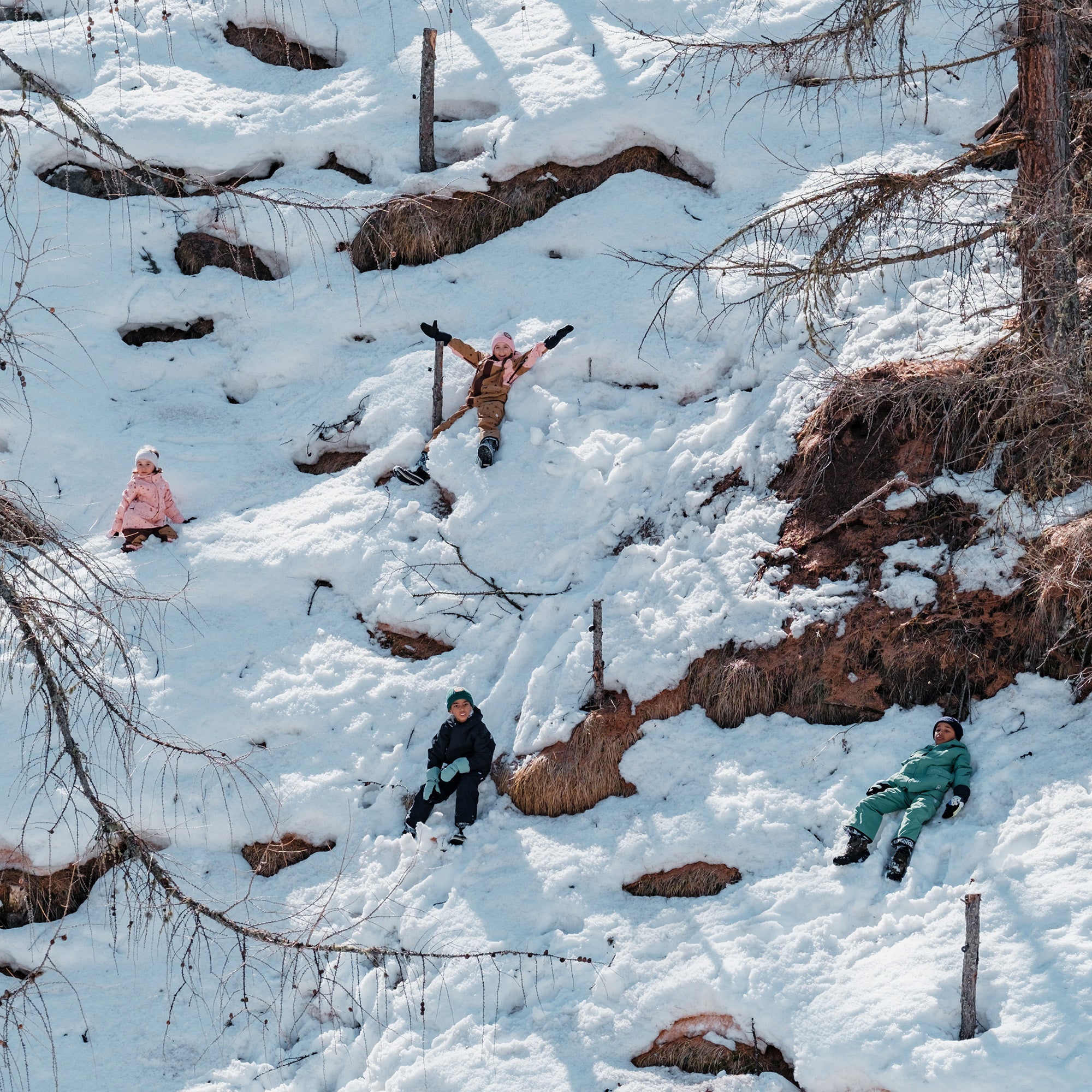 Neo PrimaLoft True navy jacket